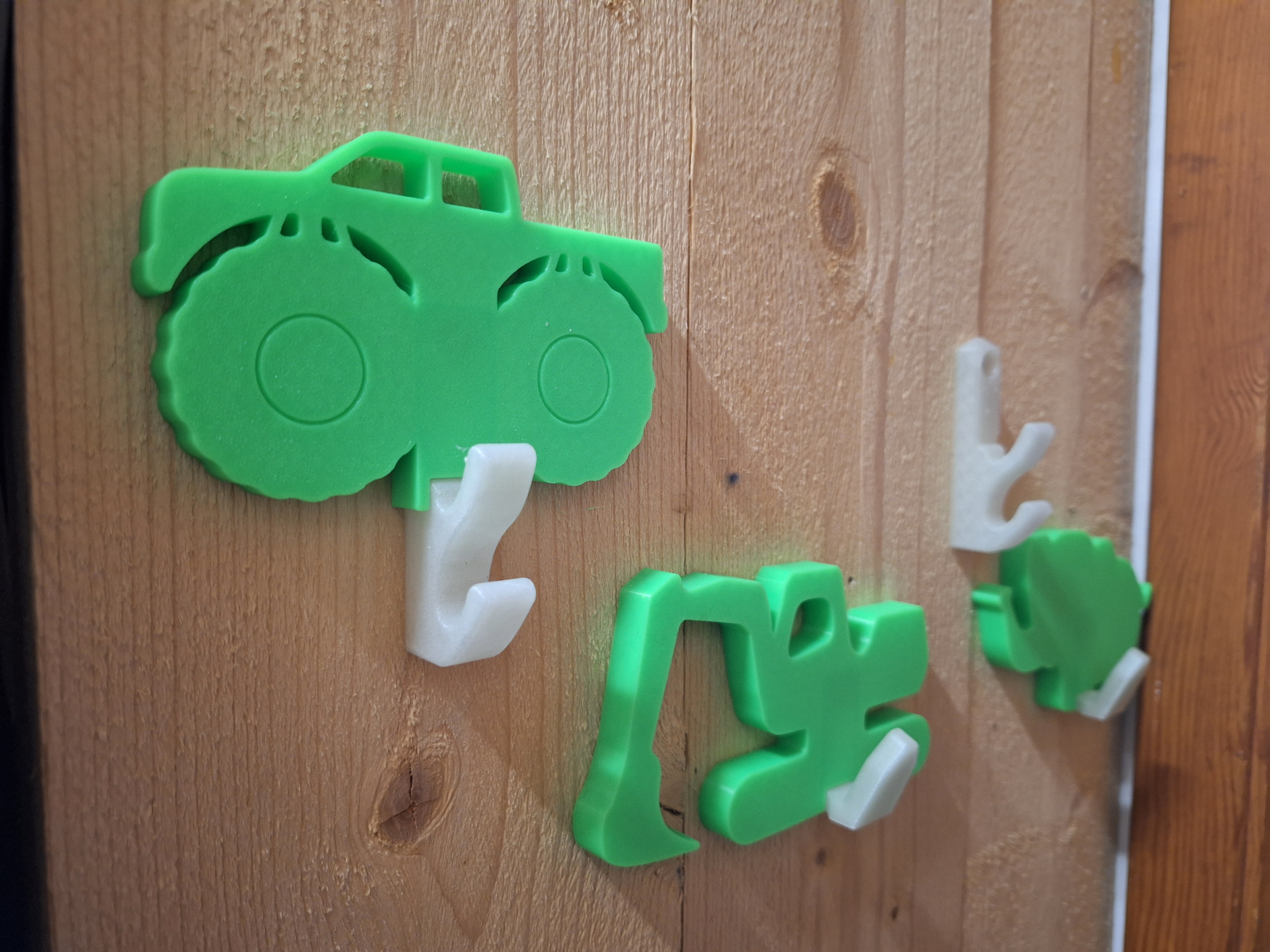 Double hook to fit shapes from remix