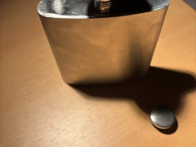 Simple Hip Flask Funnel