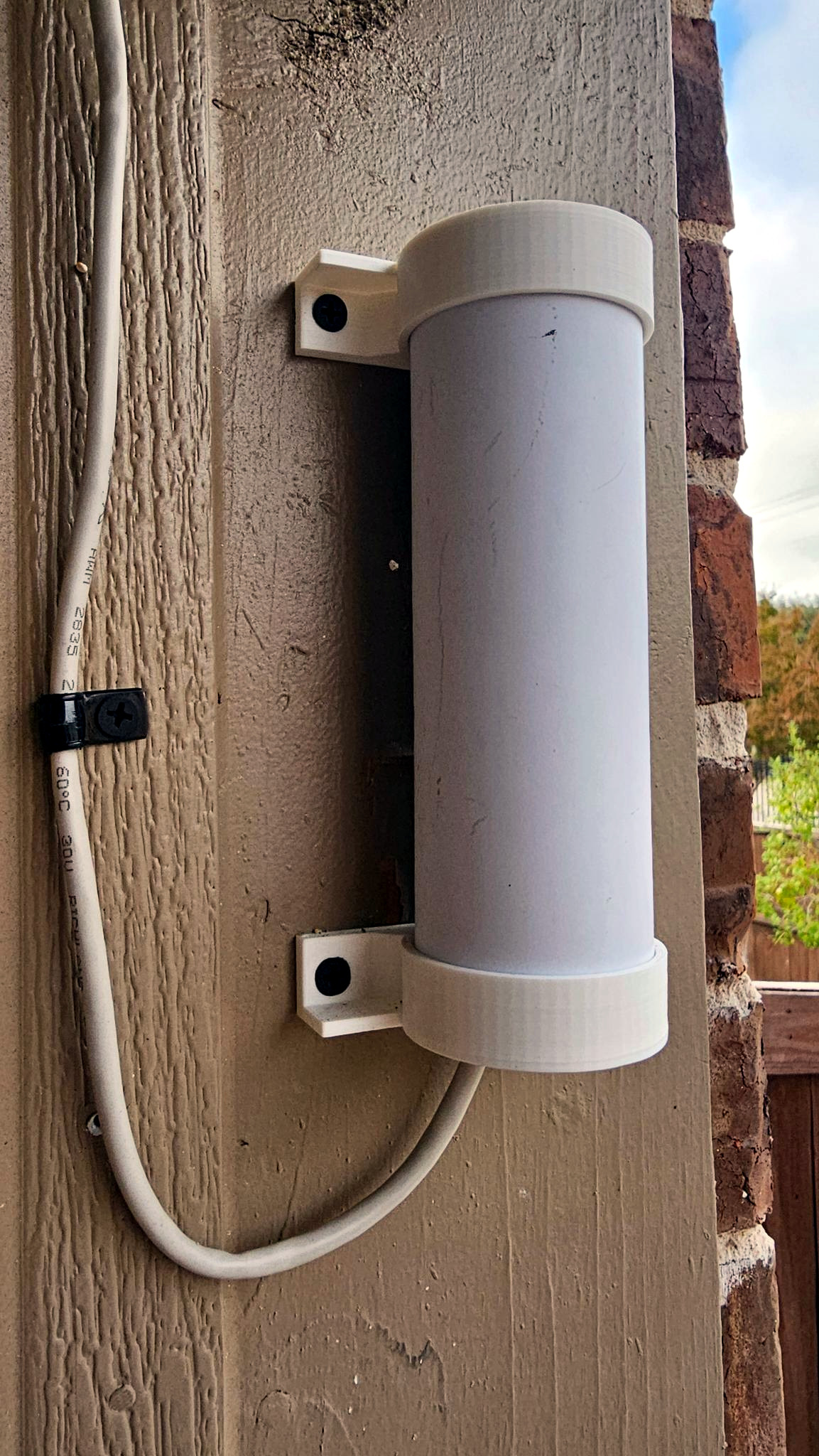 Ubiquiti U6 Wall Mount Bracket