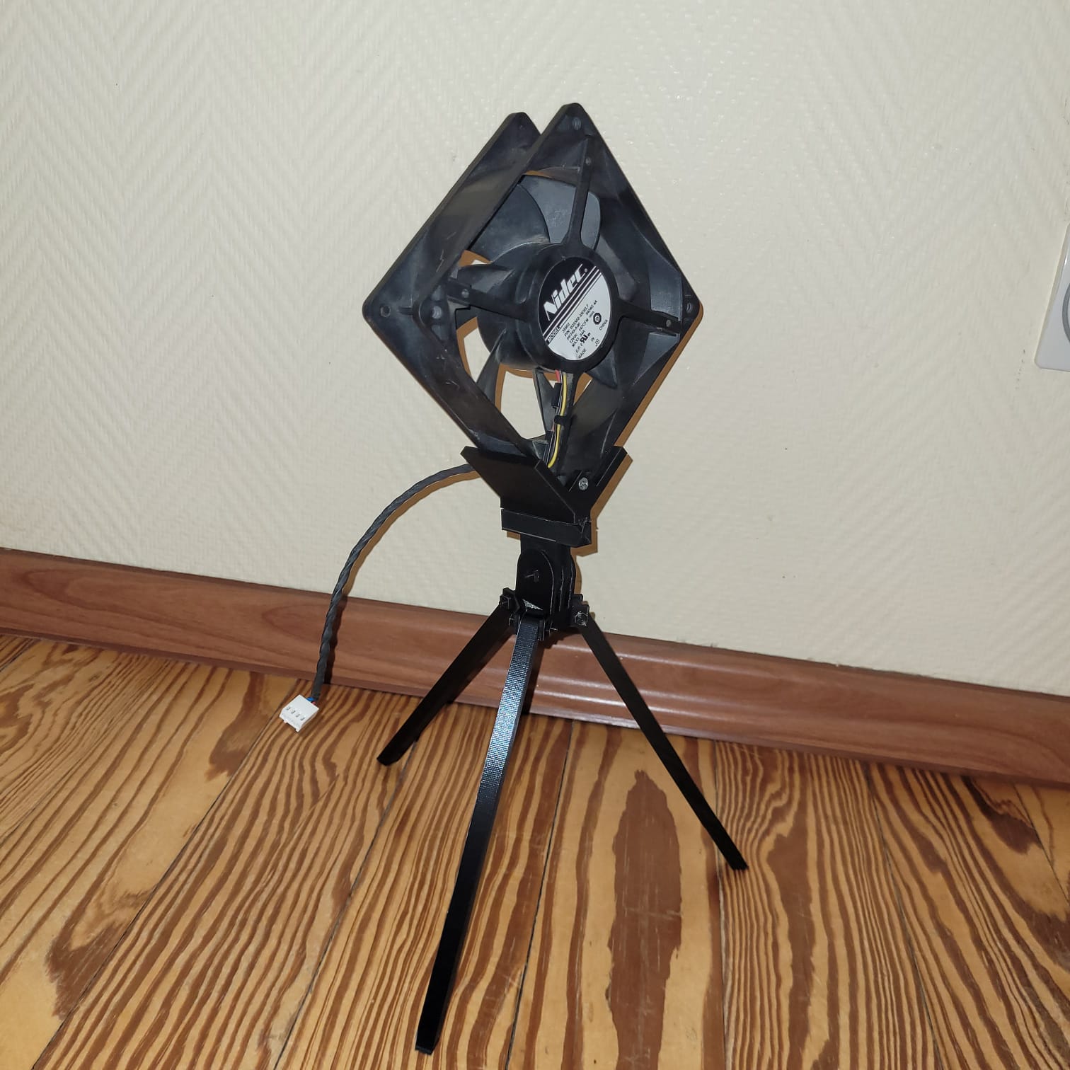 Fan Stand Tripod adjustable