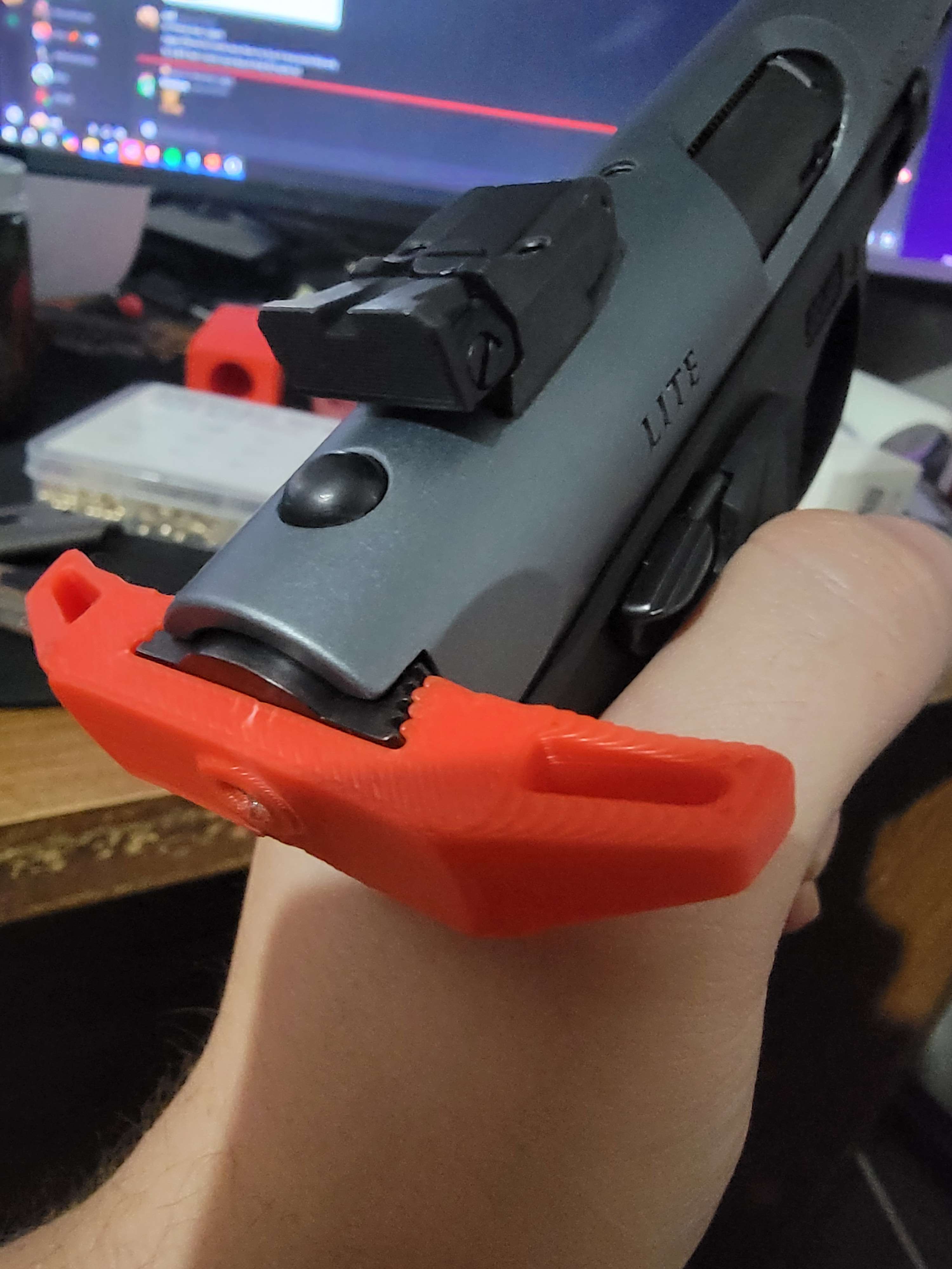 Ruger MK-4 Raptor-like ambi charging handle