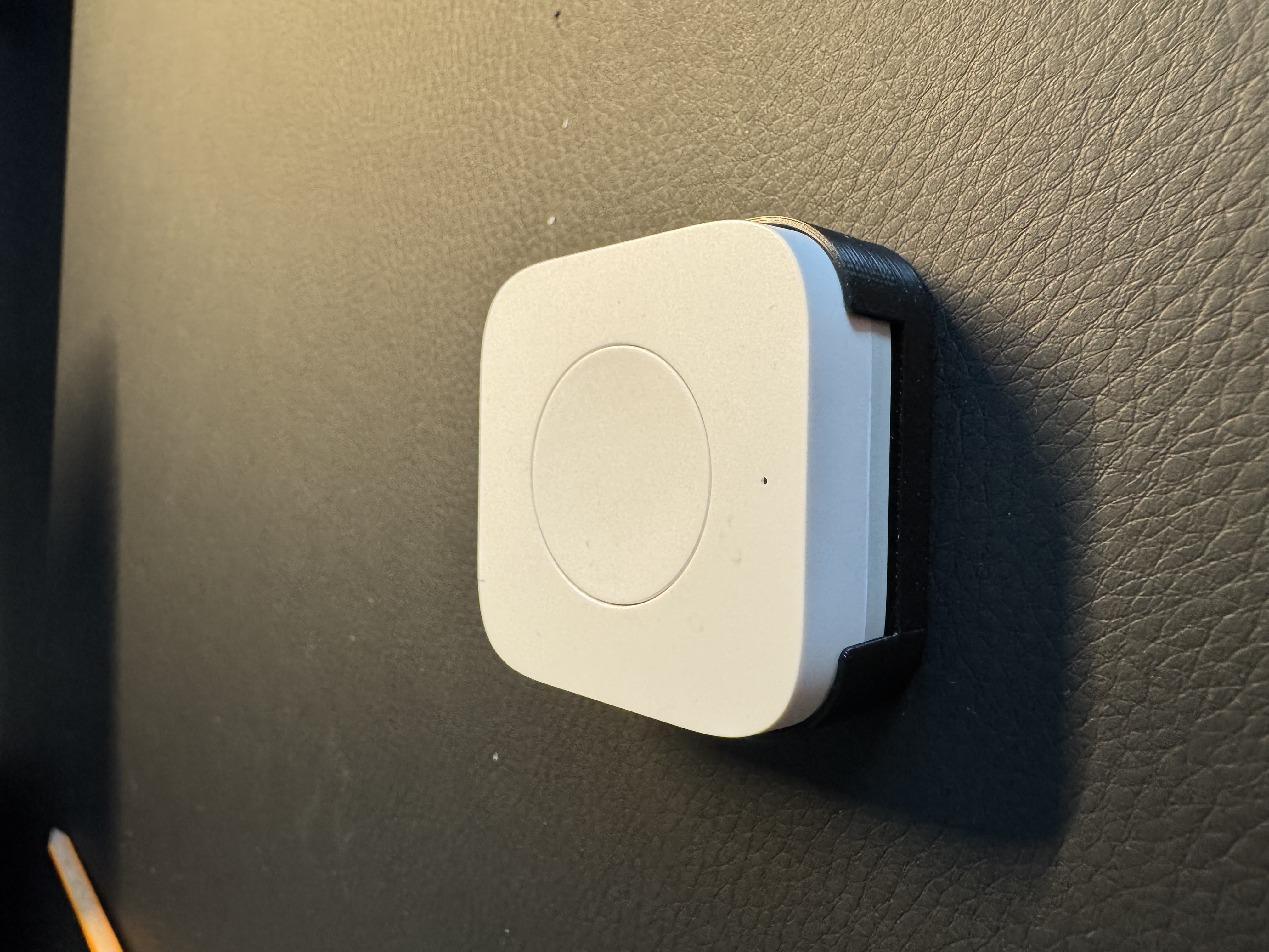 Magnetic Aqara button holder