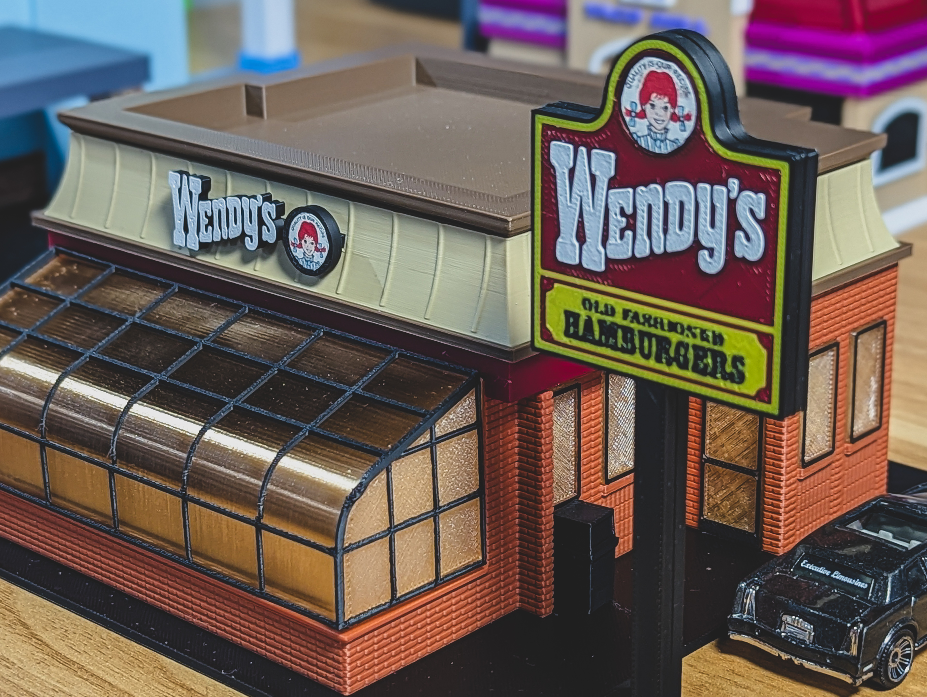 Retro Wendy's Model Set - 1:64 Scale Diorama — thumbnail 16
