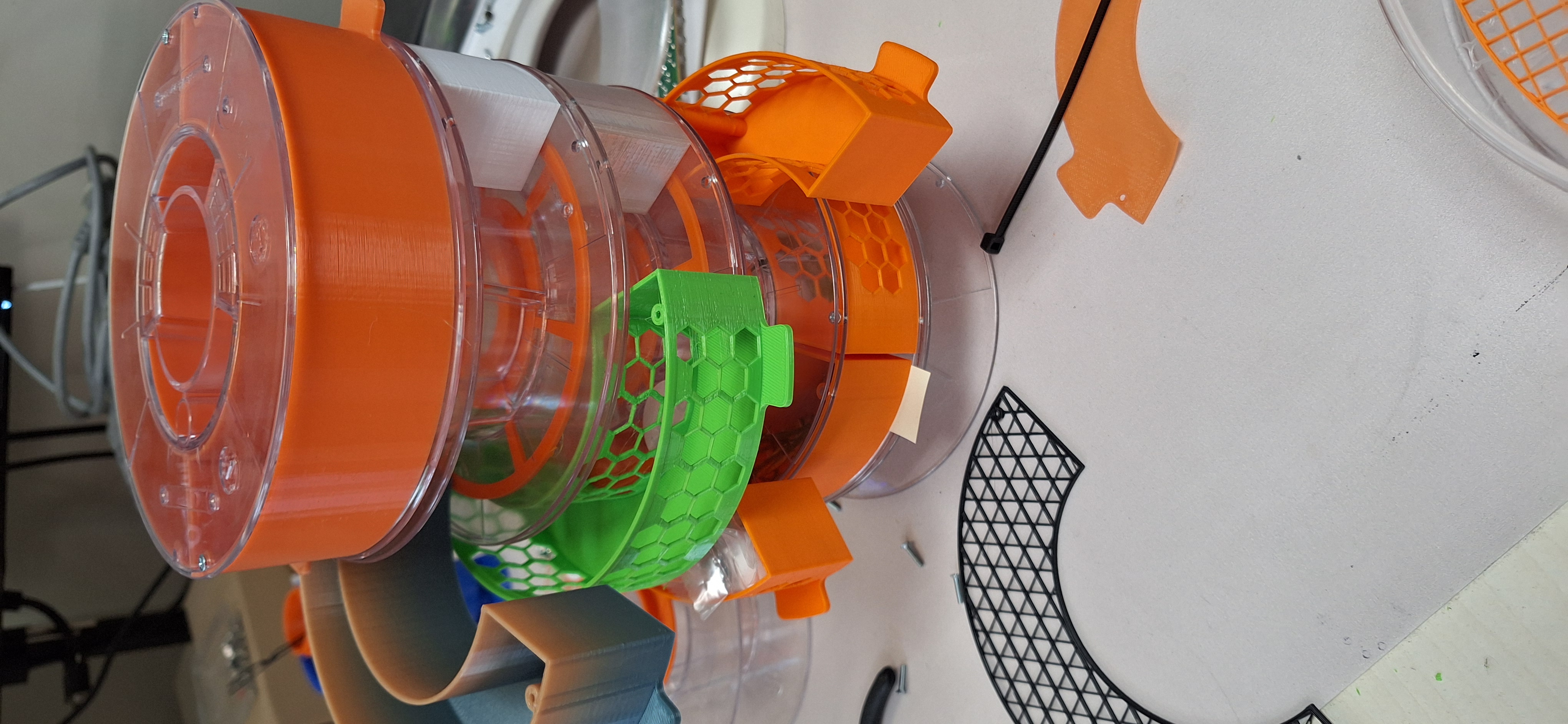 Organizer from small Devil Design Spool