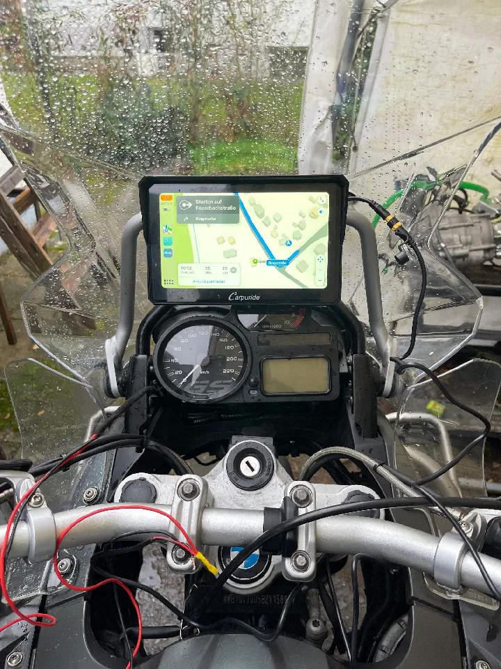carpuride 702B　BMW スマートモニター　R1200GS Carpuride 702 BMW R1200GS Apple CarPlay system. How to make