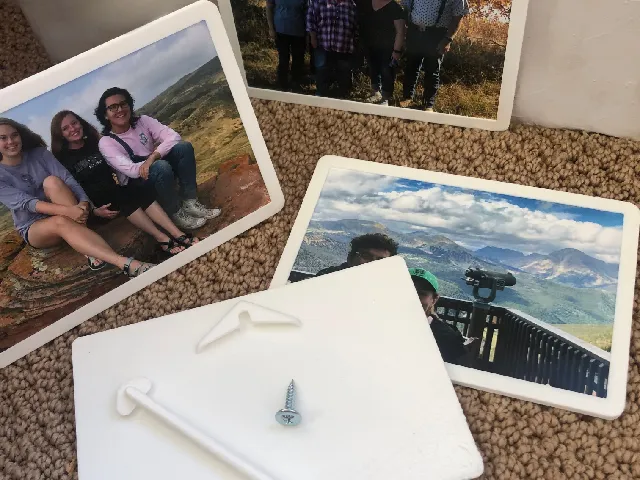 captured picture frame (OpenSCAD)