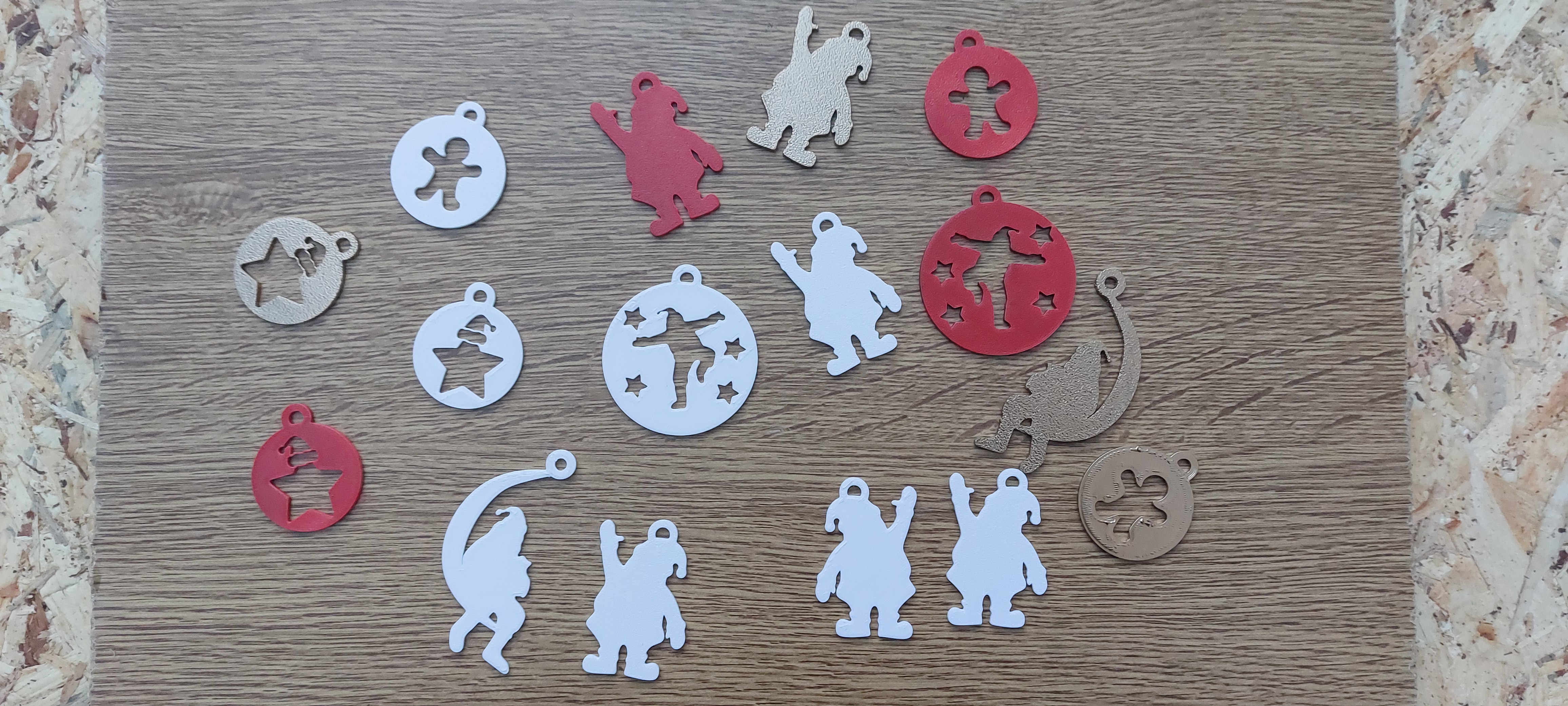 Christmas Spirit Designs - Coasters & Decoration Ornaments