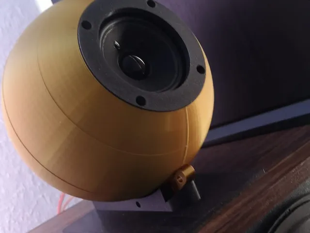 Speaker Enclosure / Lautsprechergehäuse