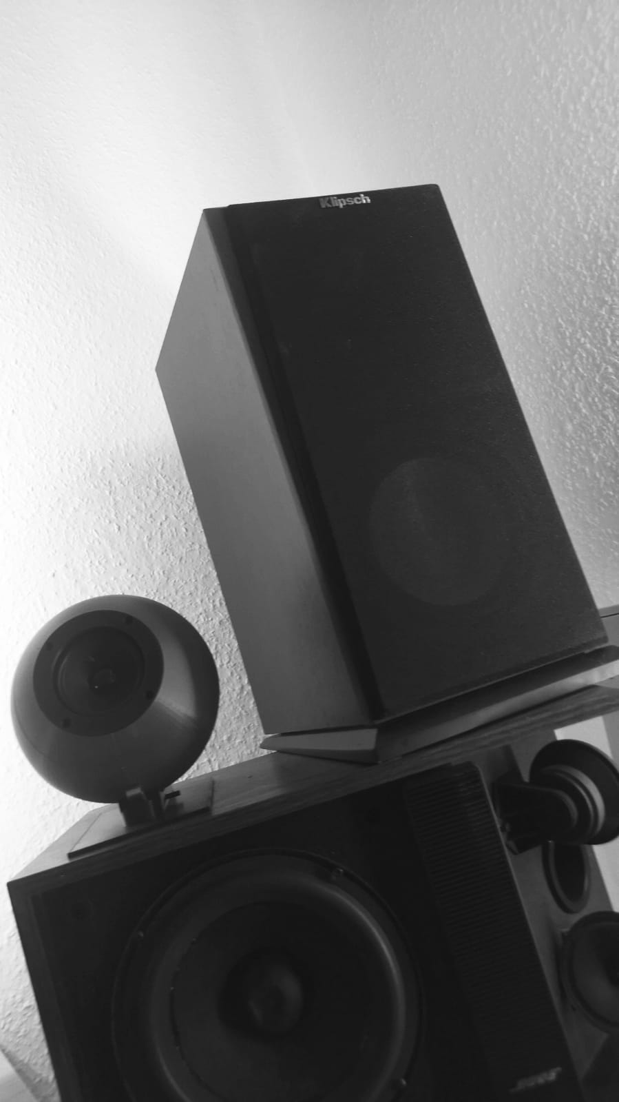 Speaker Enclosure / Lautsprechergehäuse by Der_Arix Download free STL