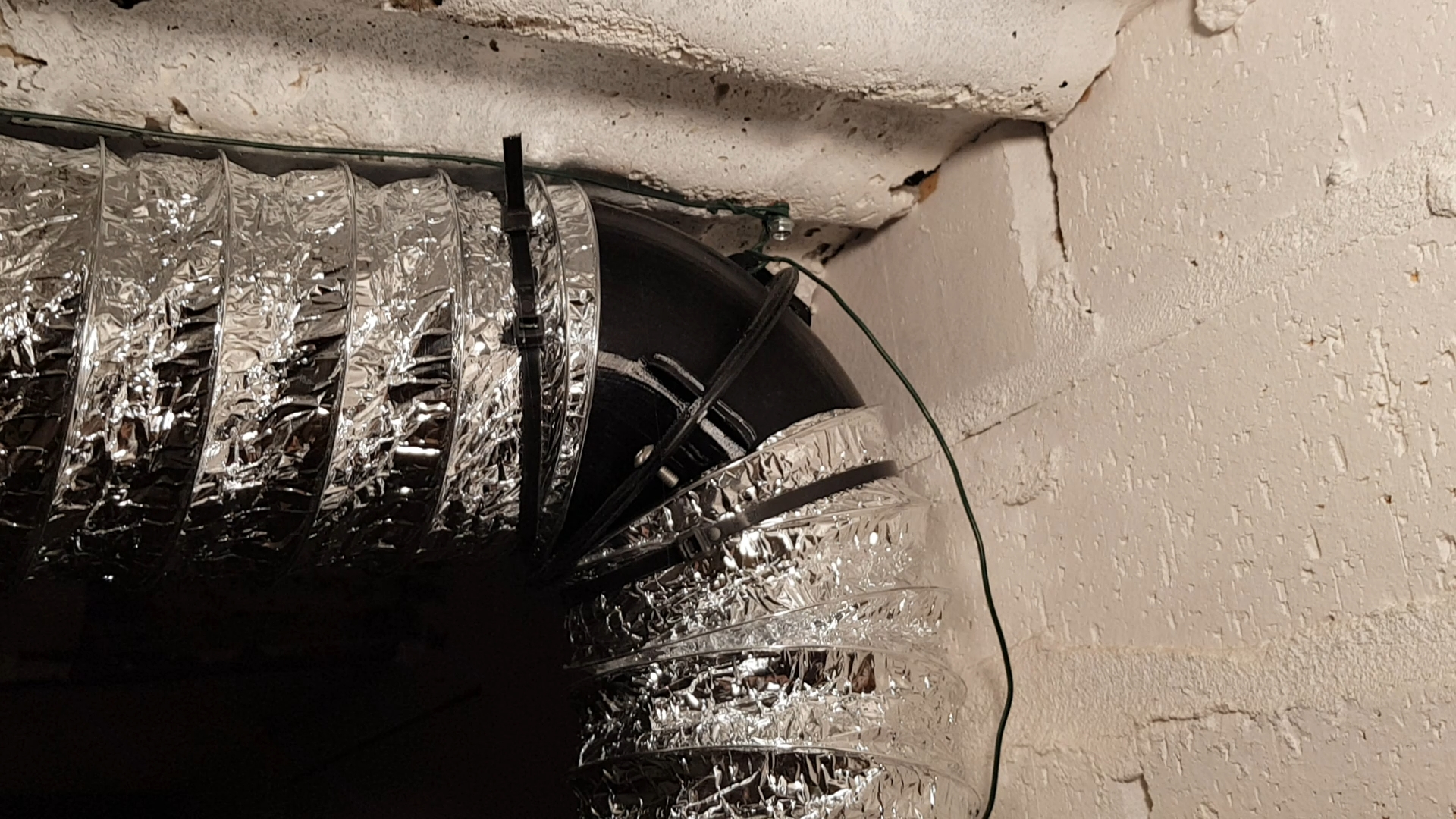 4 inch / 100mm Ventilation Ducting Connectors and Outlets