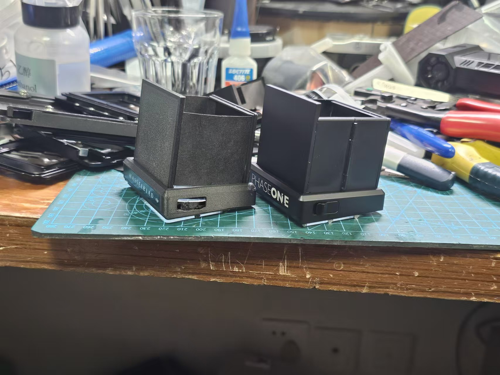 Phase ONE XF waist level viewfinder