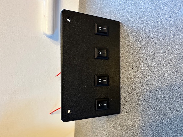 Under worktop toggle switch box by Griff | Download free STL model ...