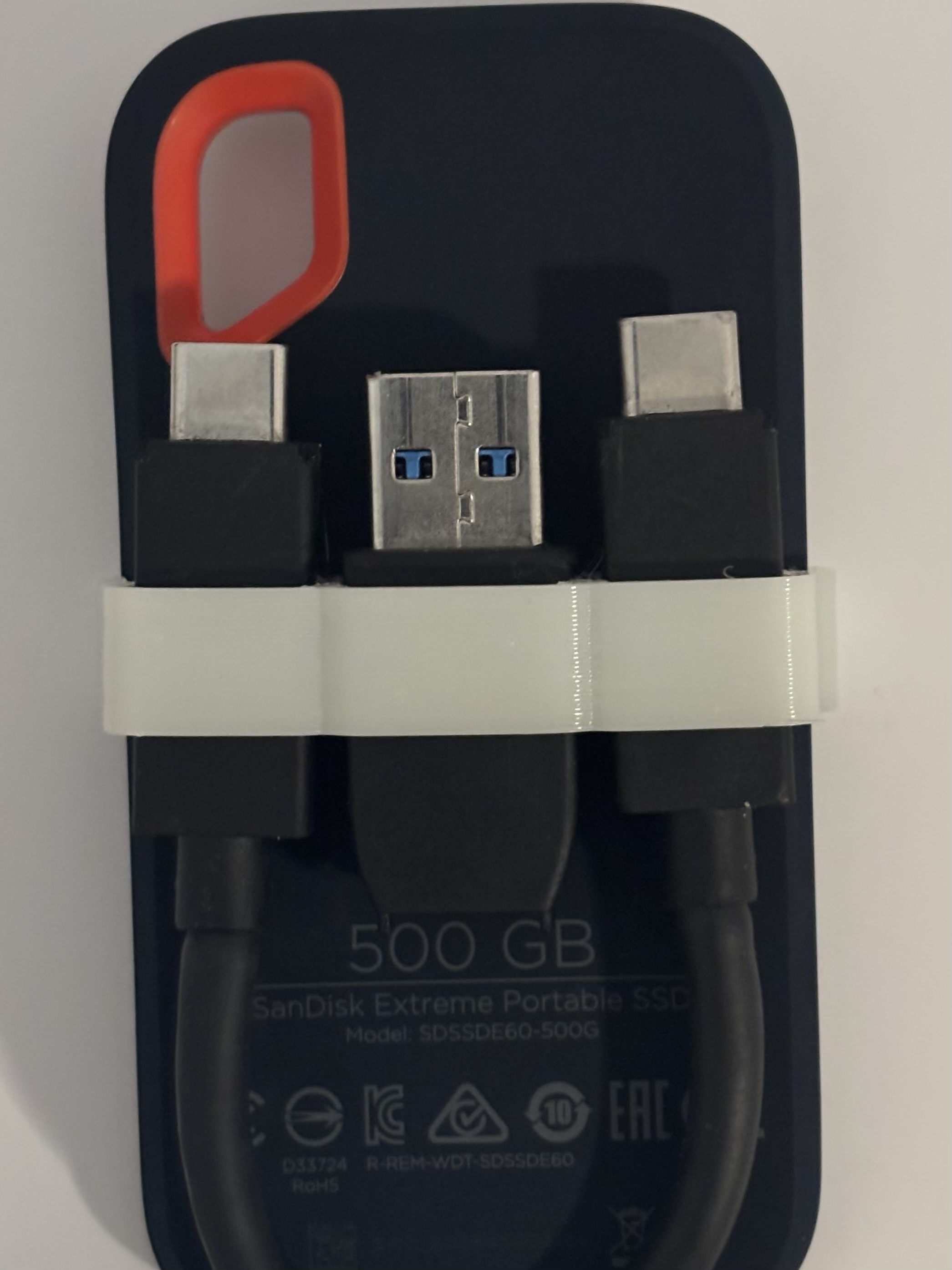 Sandisk Extreme SSD USB and Cable Holder