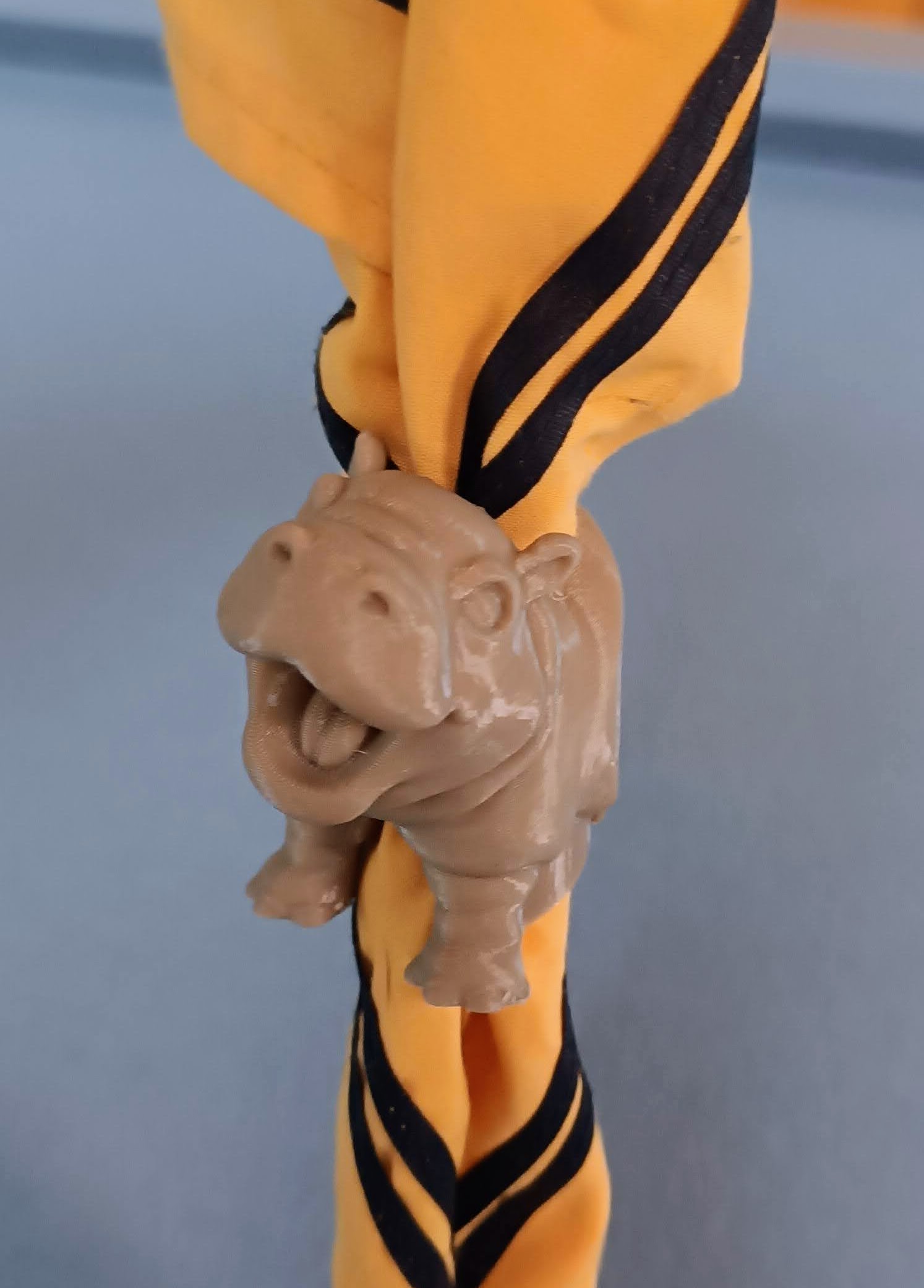 Moo Deng Hippo Scout Neckerchief Slide — miniatura 4