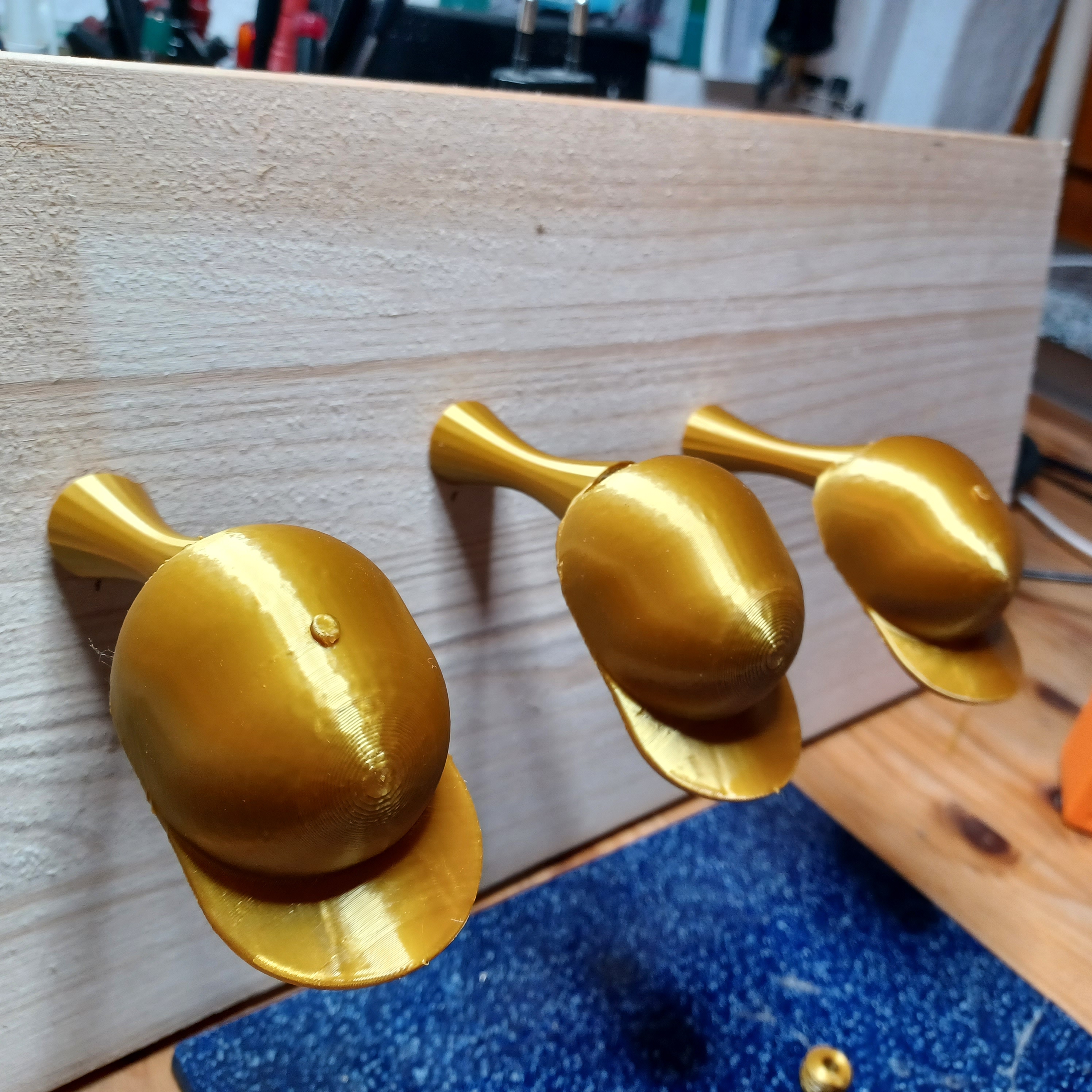 Basecapholder Wallmount