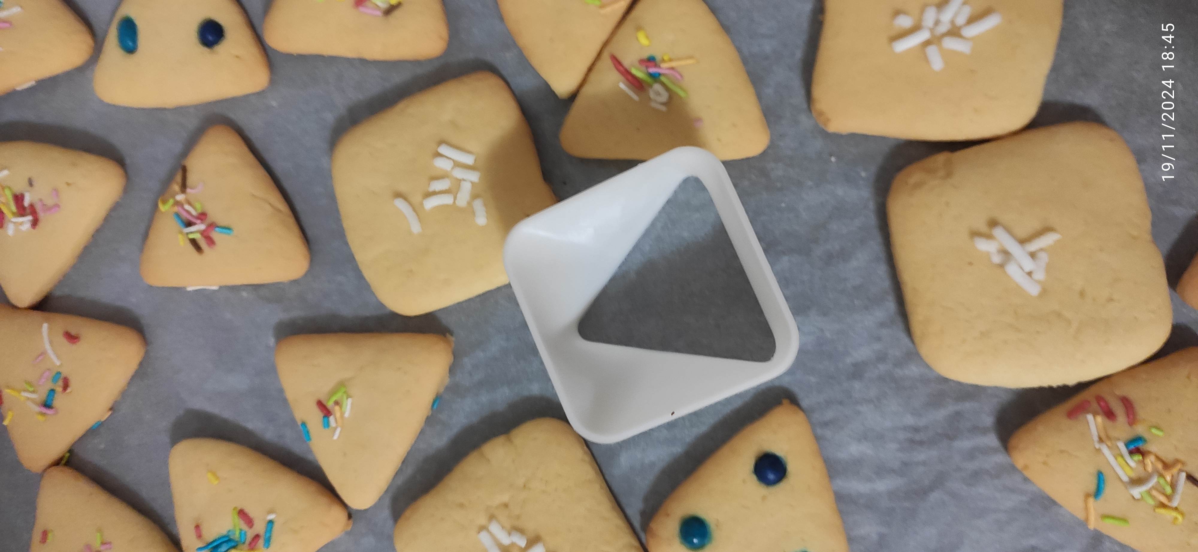 cookie cutter double side square-triangle