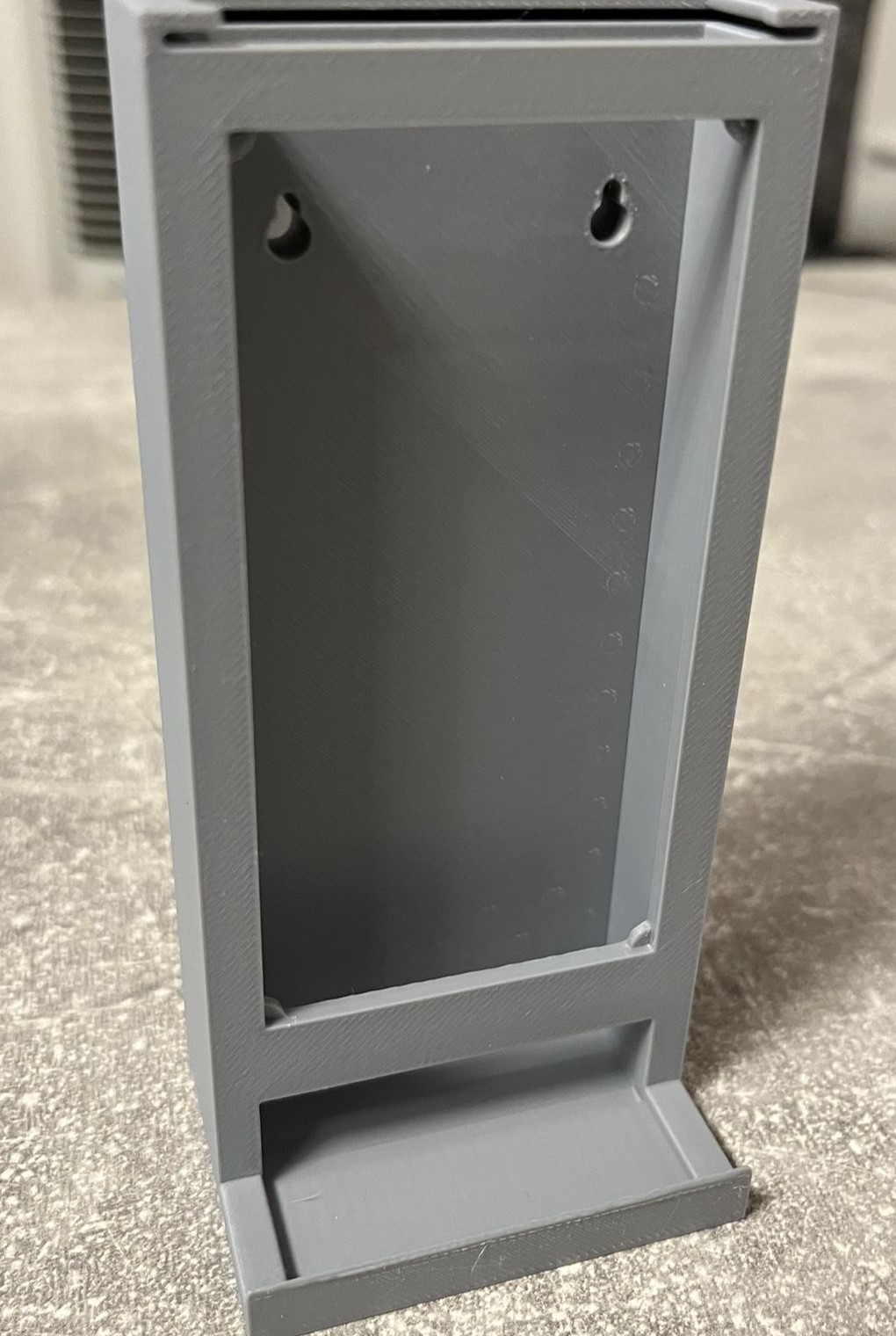 Battery dispenser for 9x aa batteries by mister t333 download free