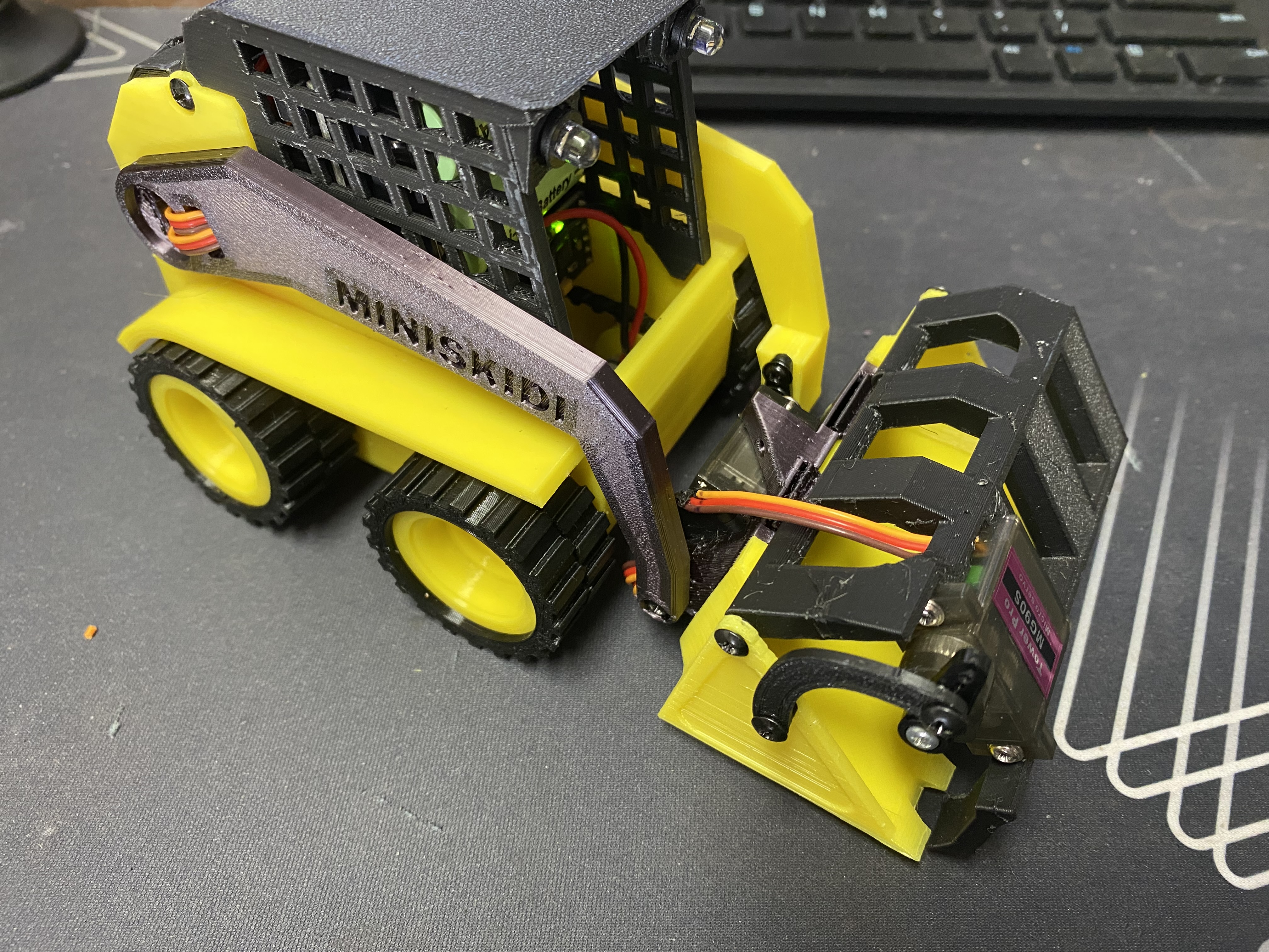 Magnetic Pin Adapter plate 3D model thumbnail