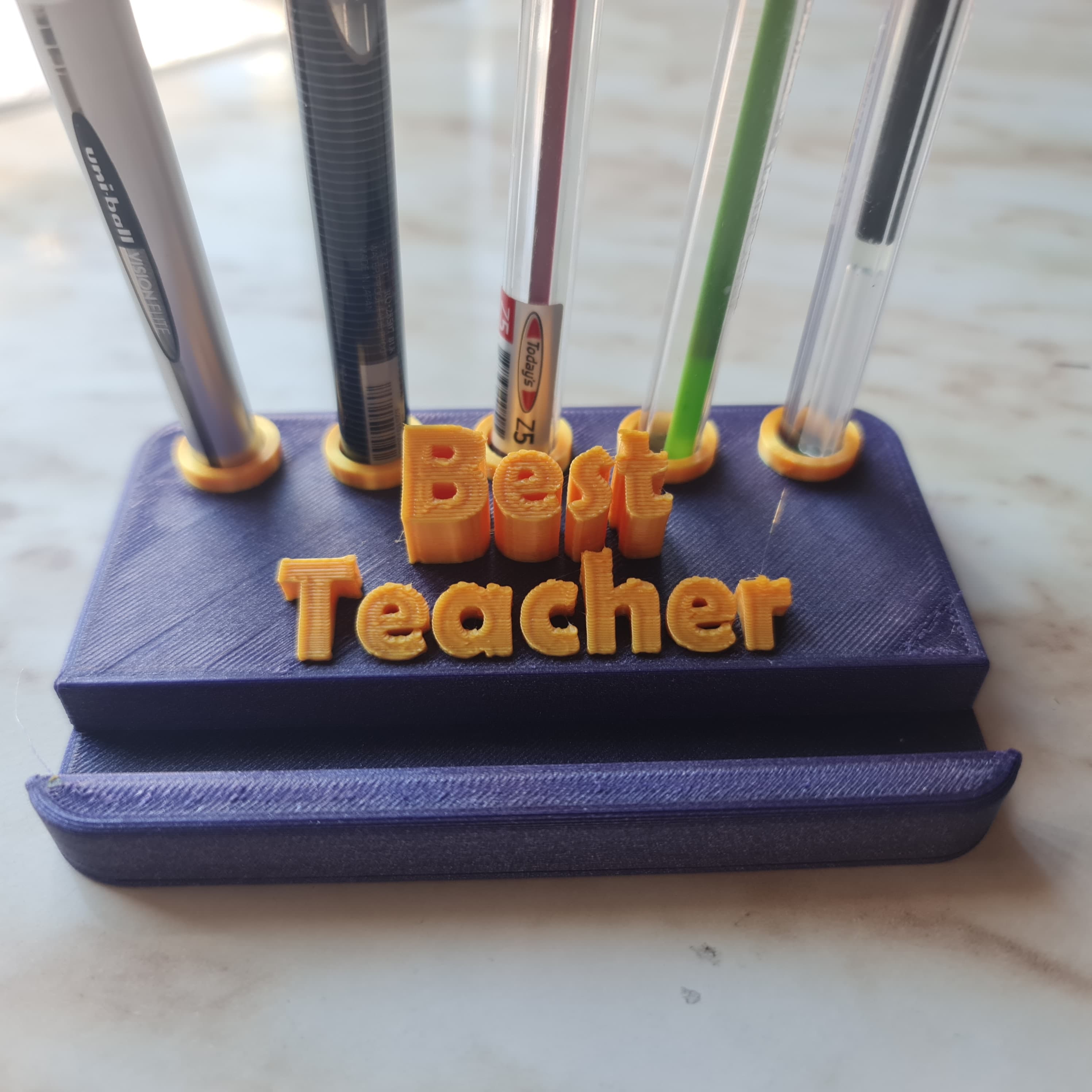 Best Teacher Pen & Phone holder