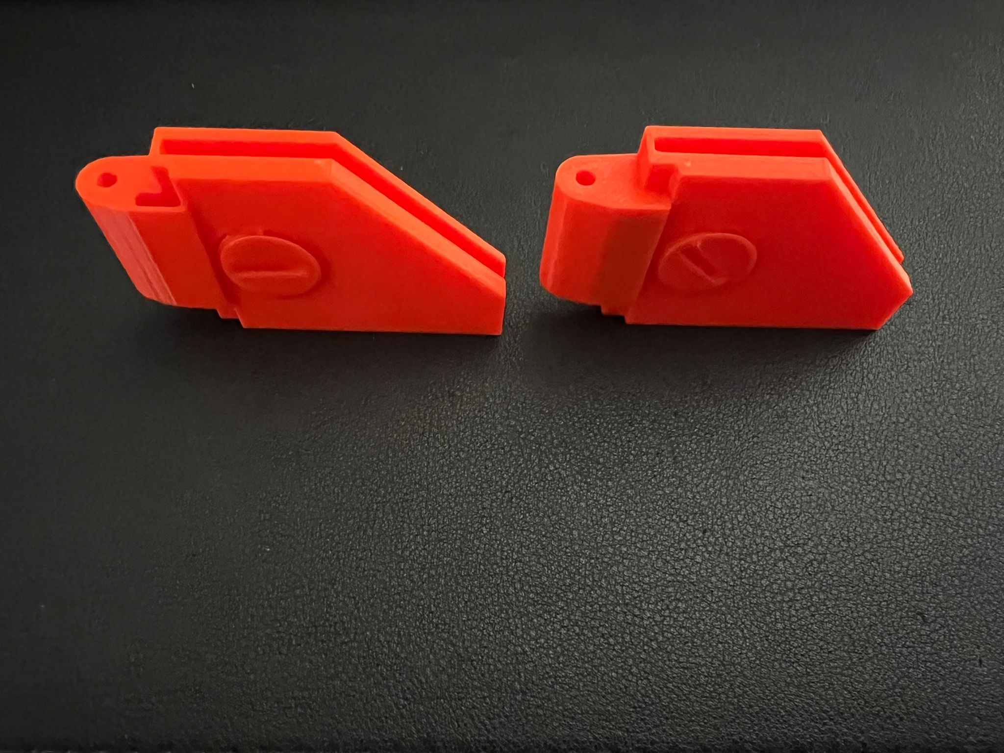 Lockable MMU2S Enclosure Hinges & Knobs