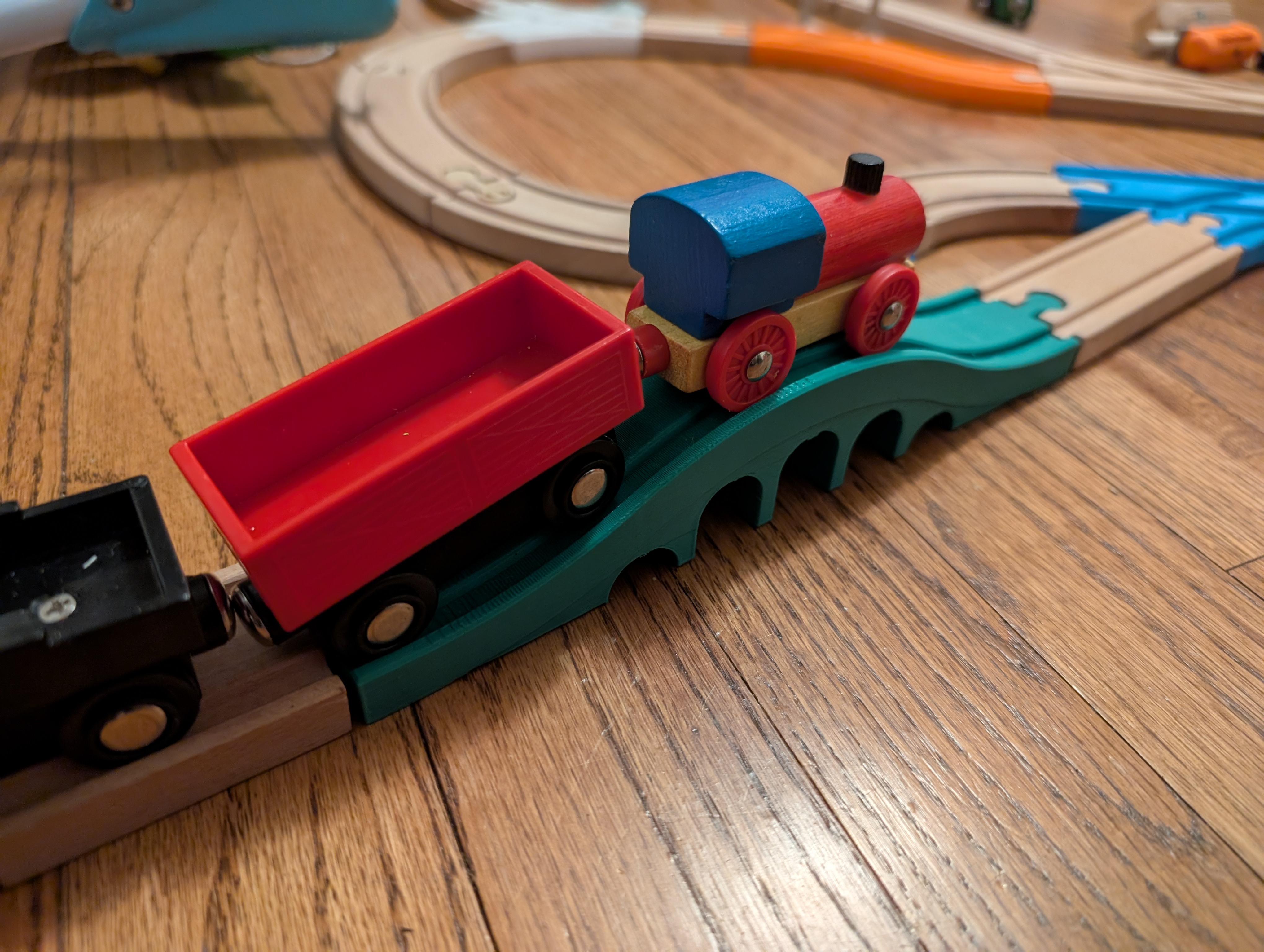 Little Bridge for Trains - Brio Compatible — thumbnail 2