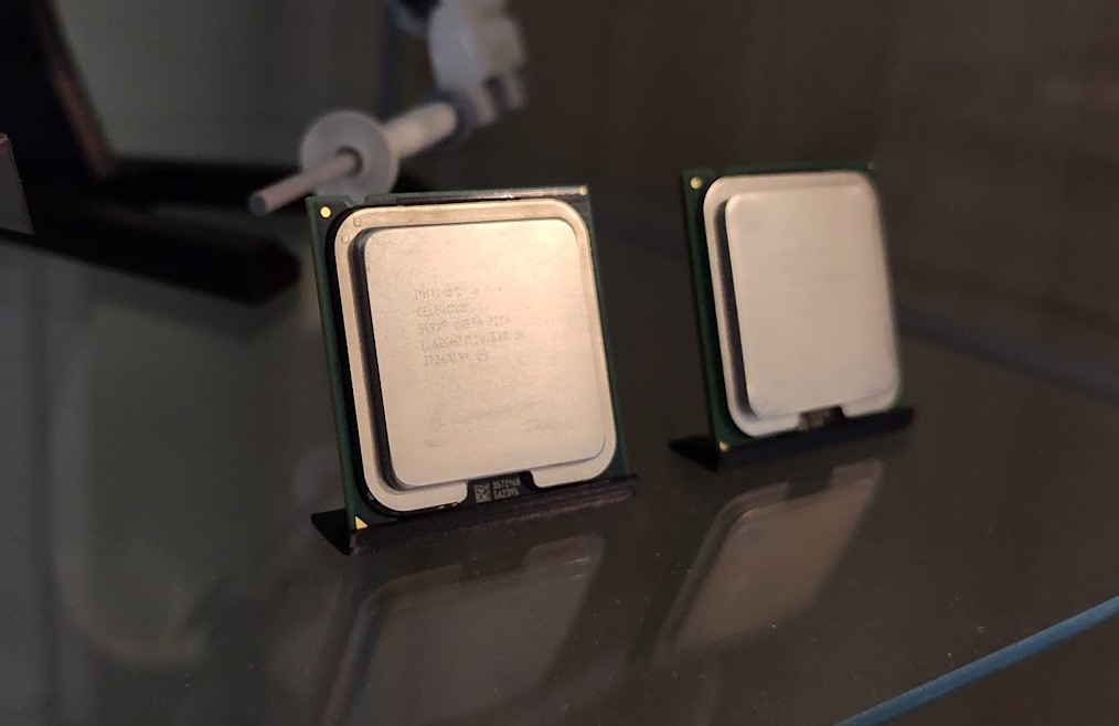LGA775 Processor Display Stand