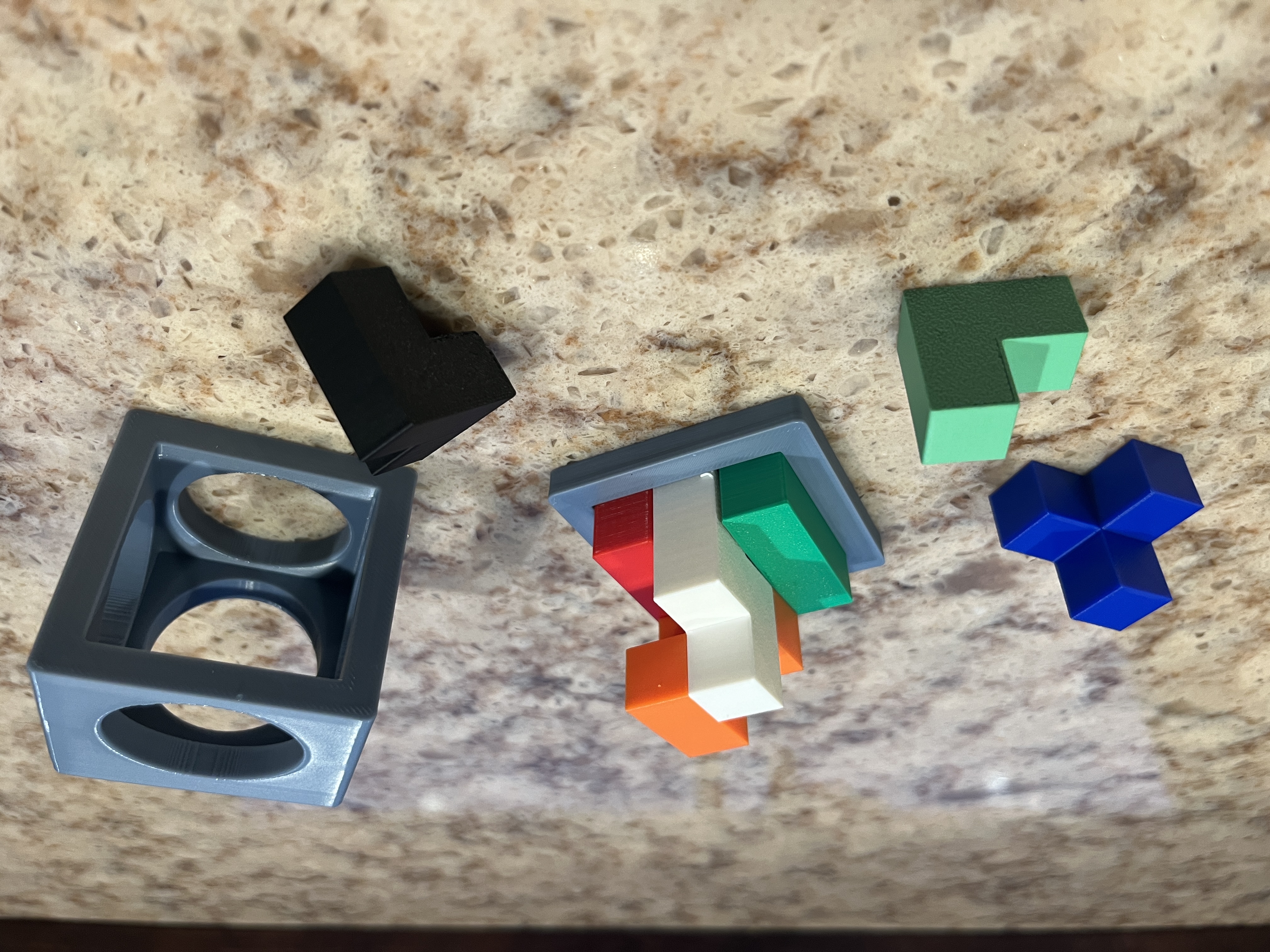 Soma Cube with Holder (Puzzle Cube)