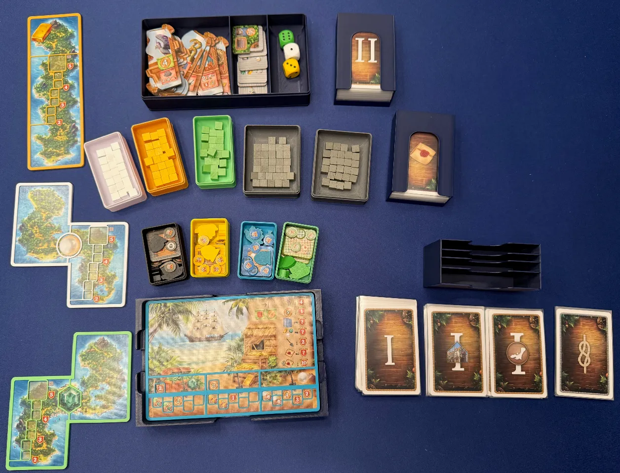 Pirates of Maracaibo insert (supports sleeves) by Mscottie | Download free  STL model | Printables.com