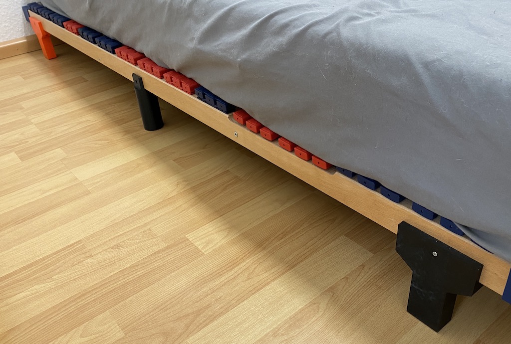 Simple Bedpost