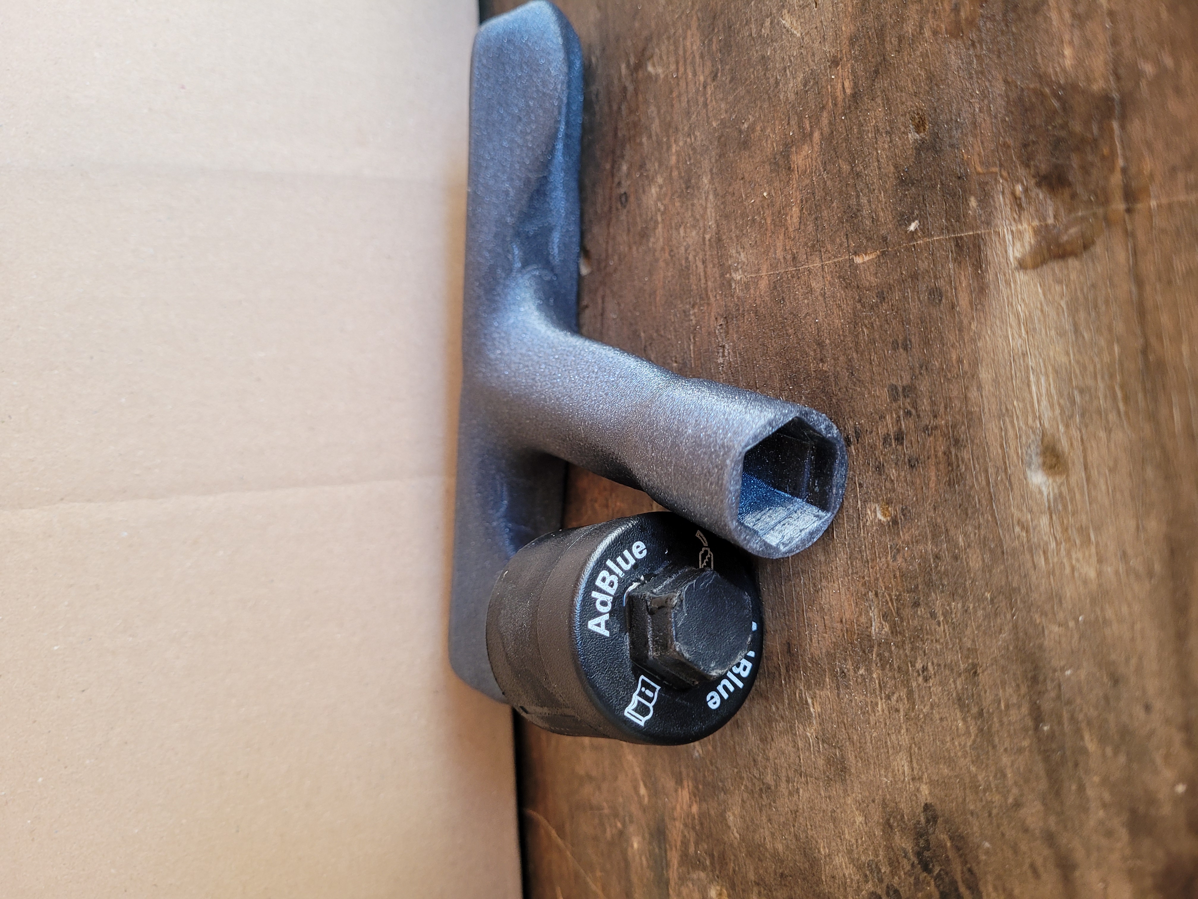 Adblue Wrench 17mm for cap Audi, VW, Seat, Skoda