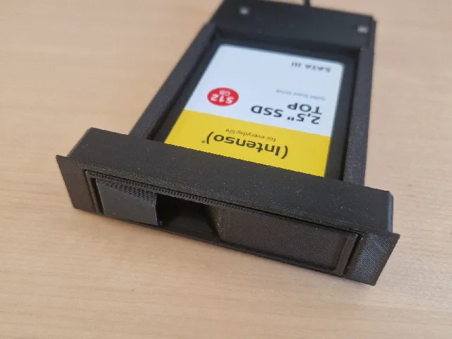 Drivebay 2.5" SATA Hotswap with Print-in-Place Latching Spring
