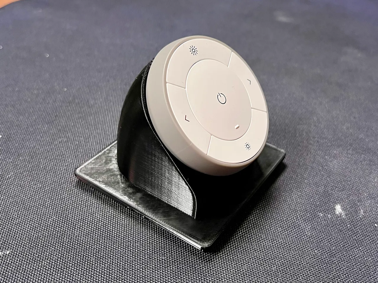 IKEA Tradfri Gridfinity Remote Stand by RubyRoid | Download free