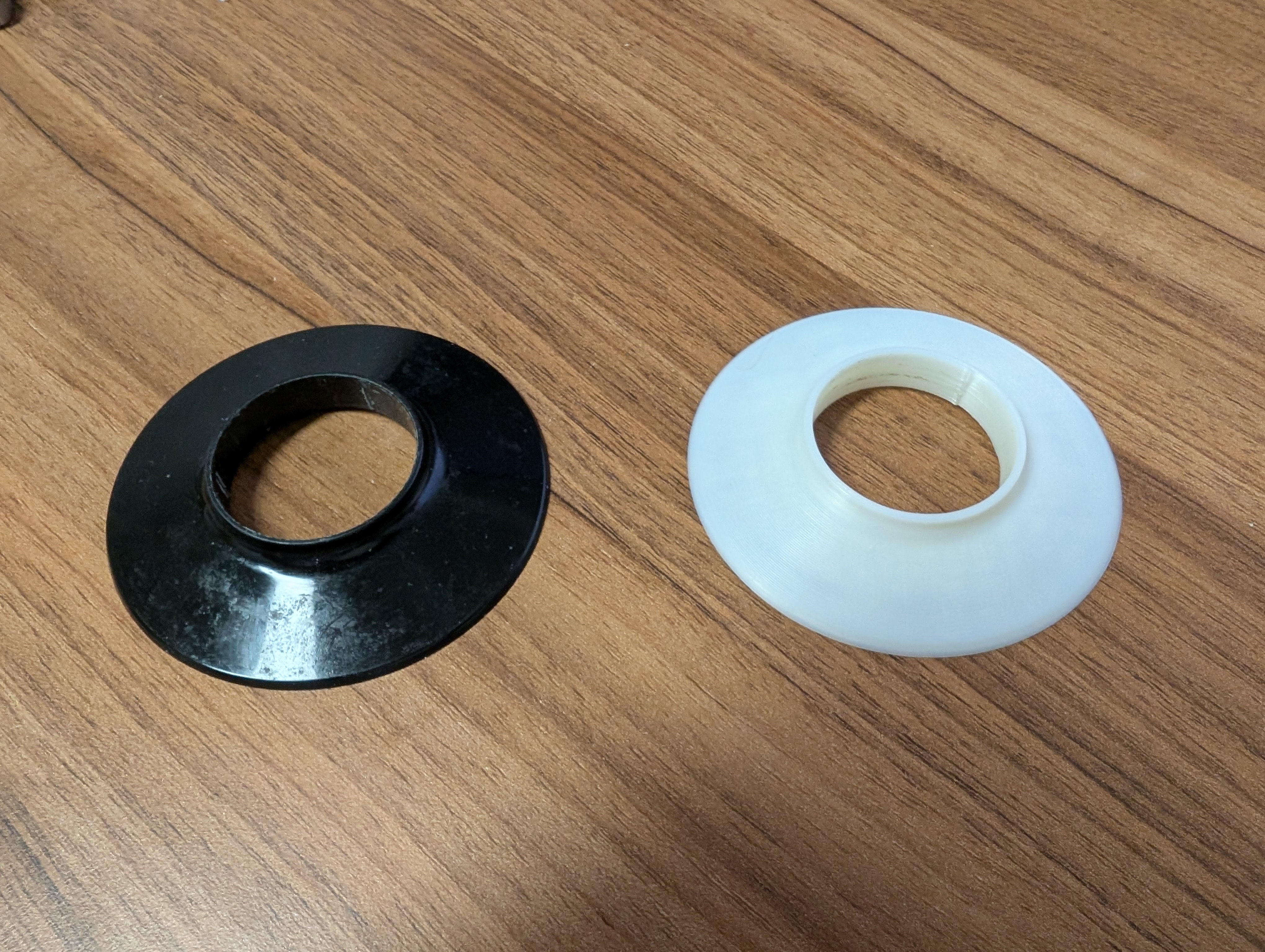 AMC lower knob ring