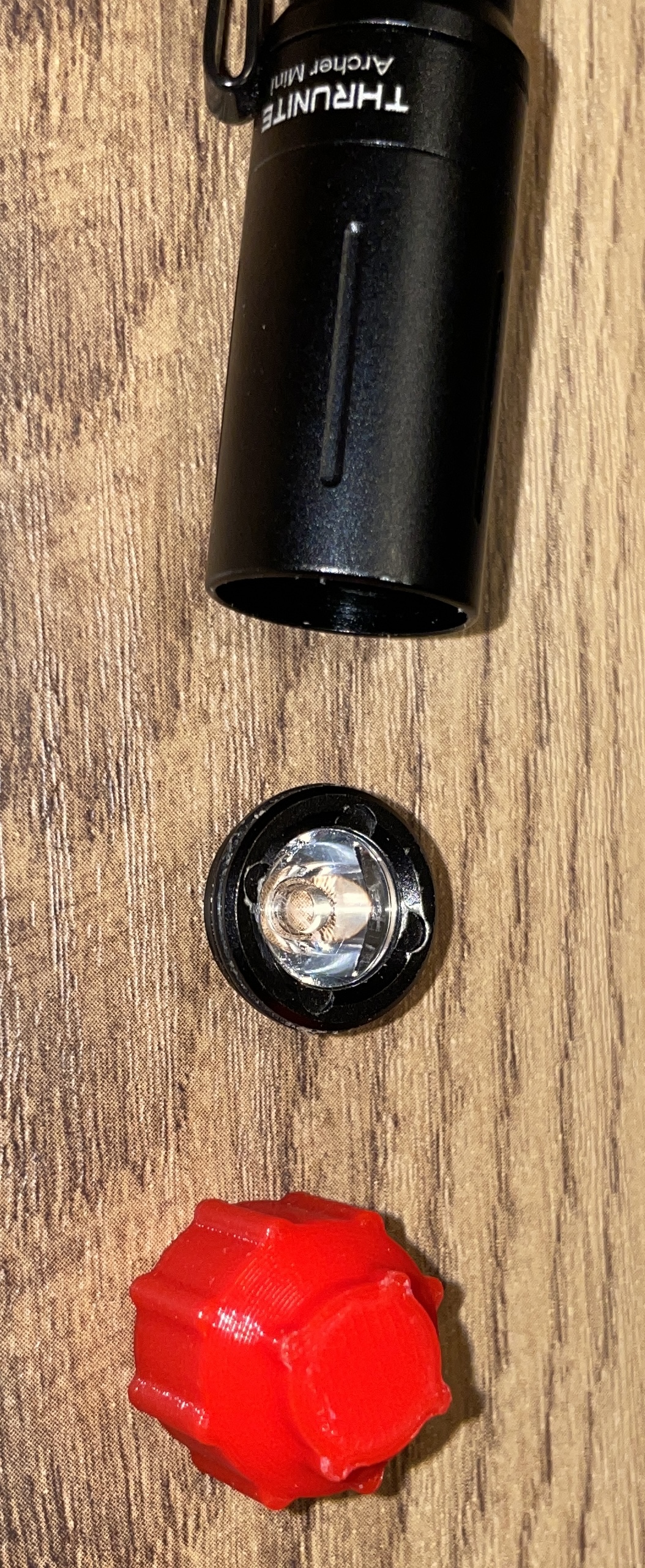 ThruNite Archer Mini bezel tool