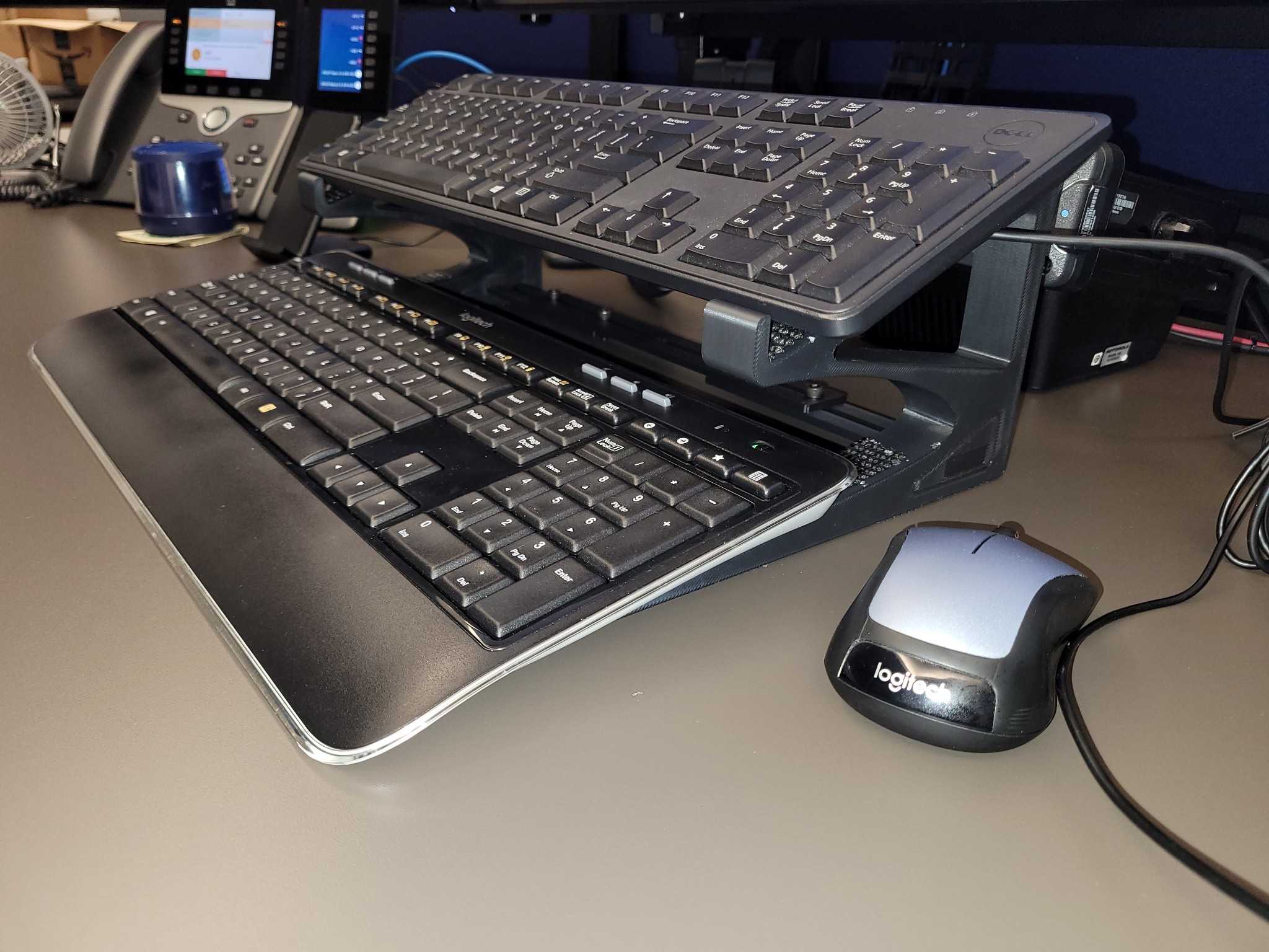 Double keyboard stand