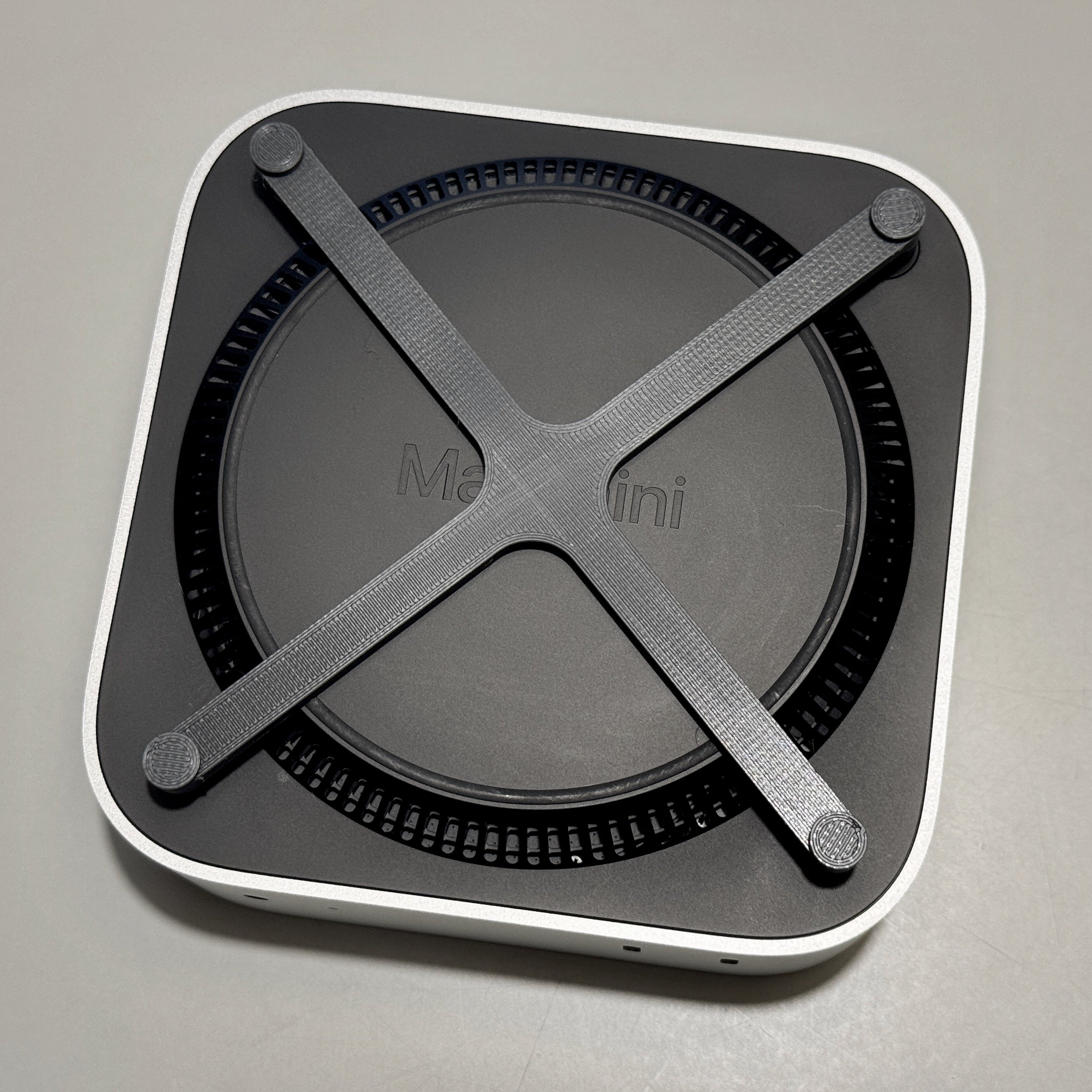 Mac mini M4 power button base