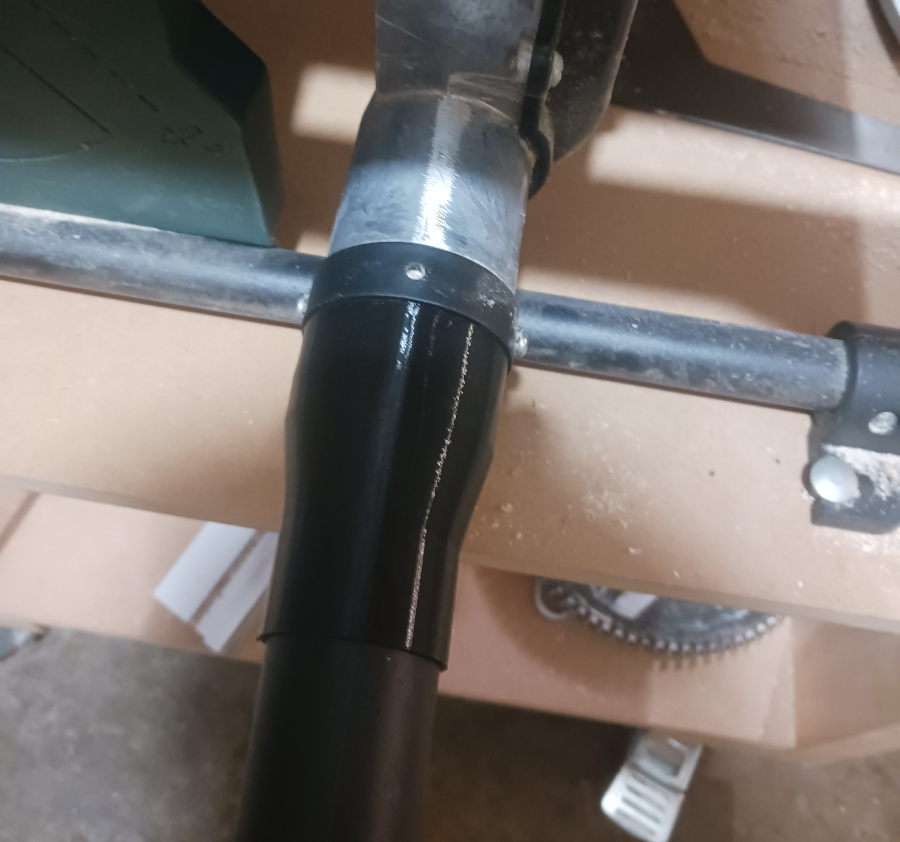 38mm to 50mm (1.5-2") hose adapter. Made originally for Metabo TS254M table saw