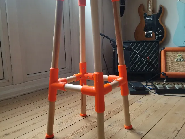 Barstool
