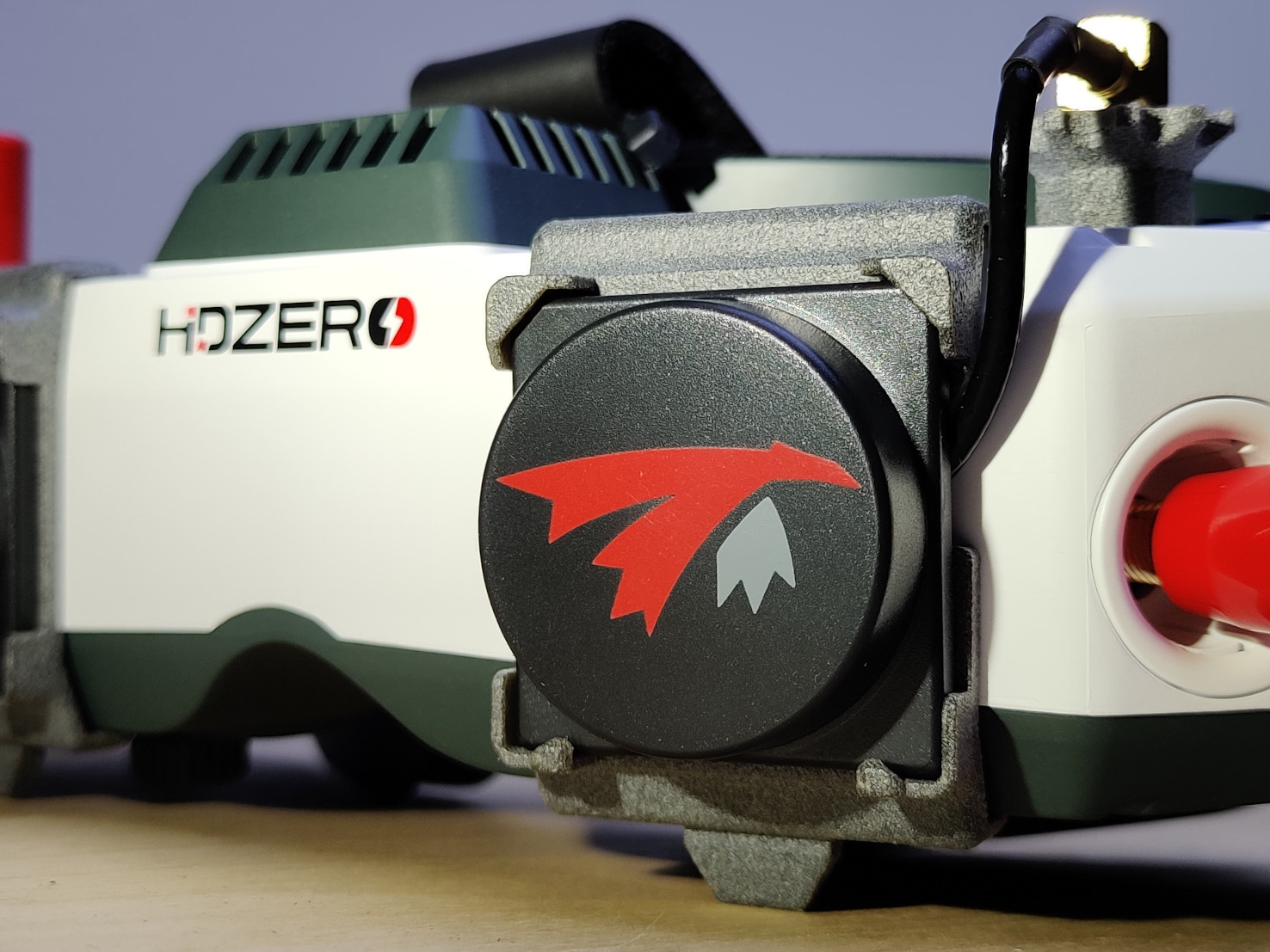 HDZero TrueRC X-Air brackets and thumbscrews by Fourflies