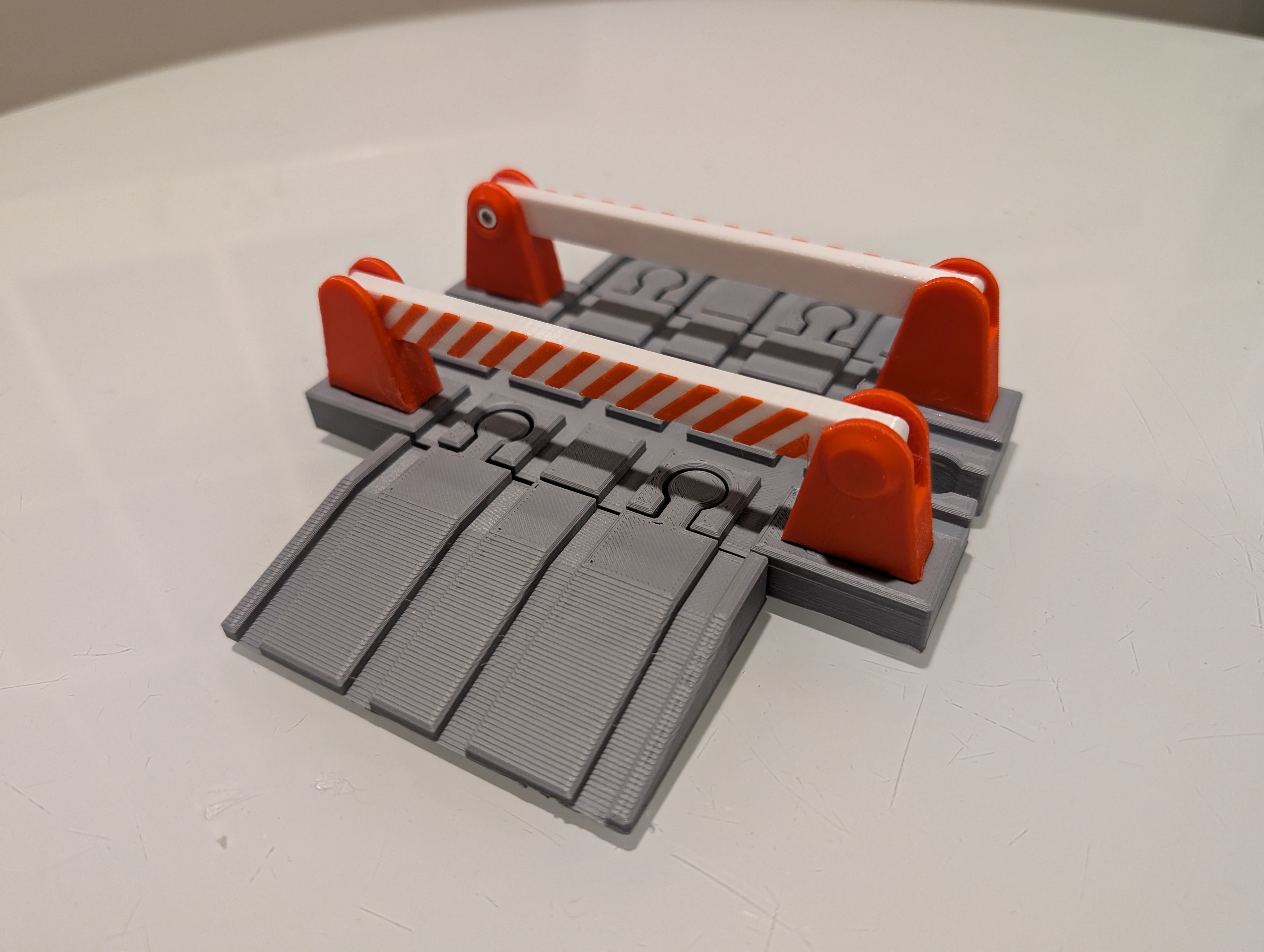 Railroad Crossing - Brio Compatible