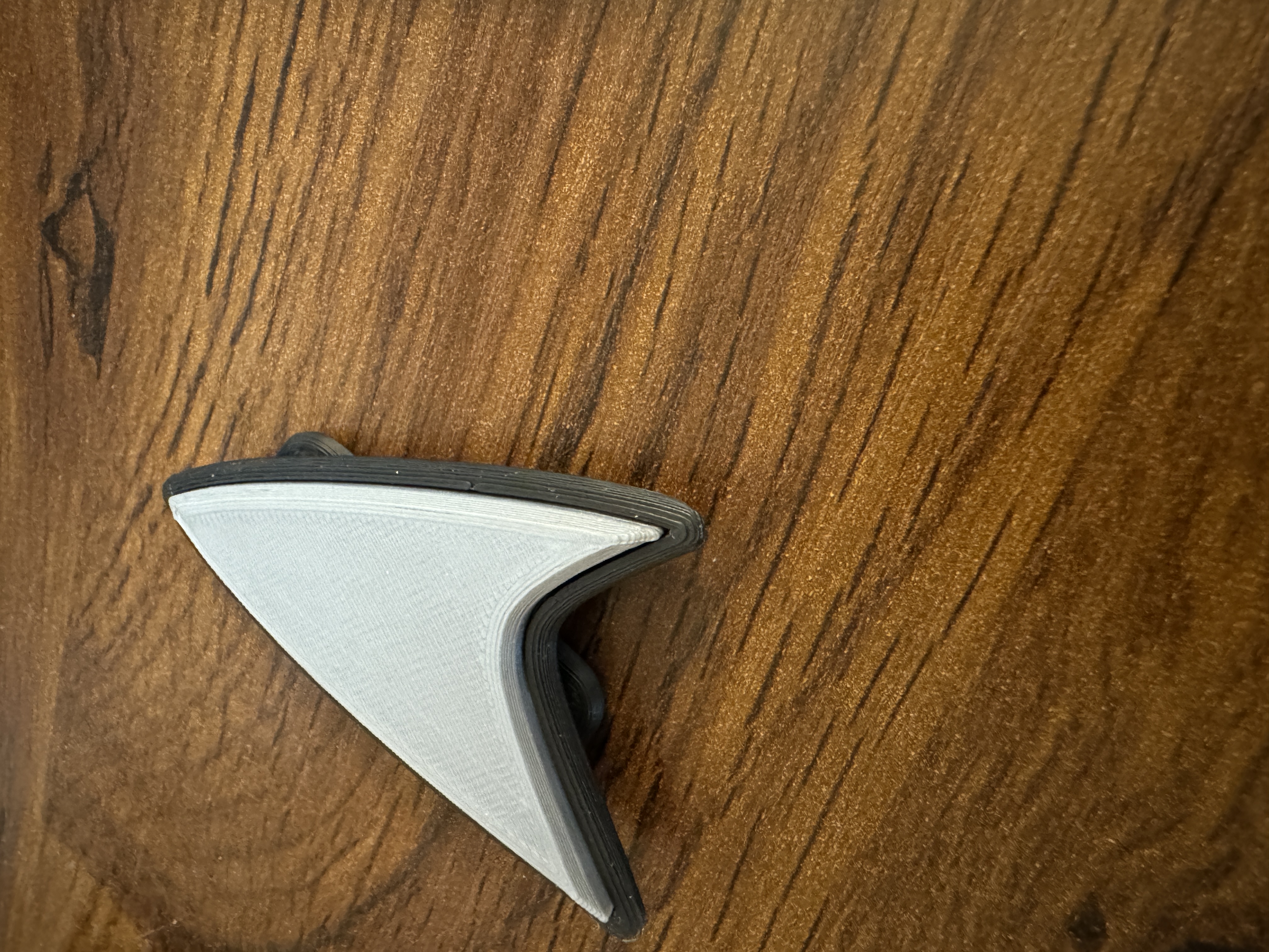 Delta Insert for Lower Decks Fansets Frame