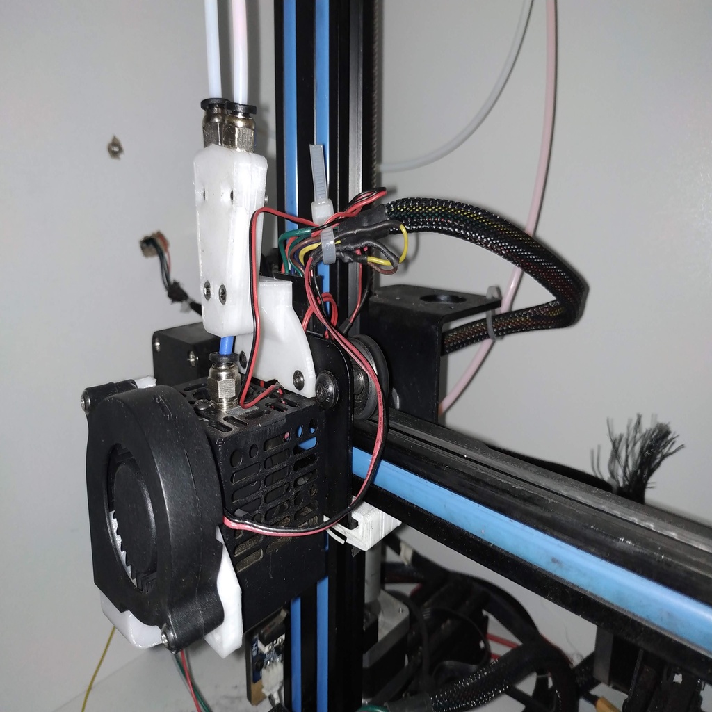 Multimaterial Y joiner holder for Geeetech A10