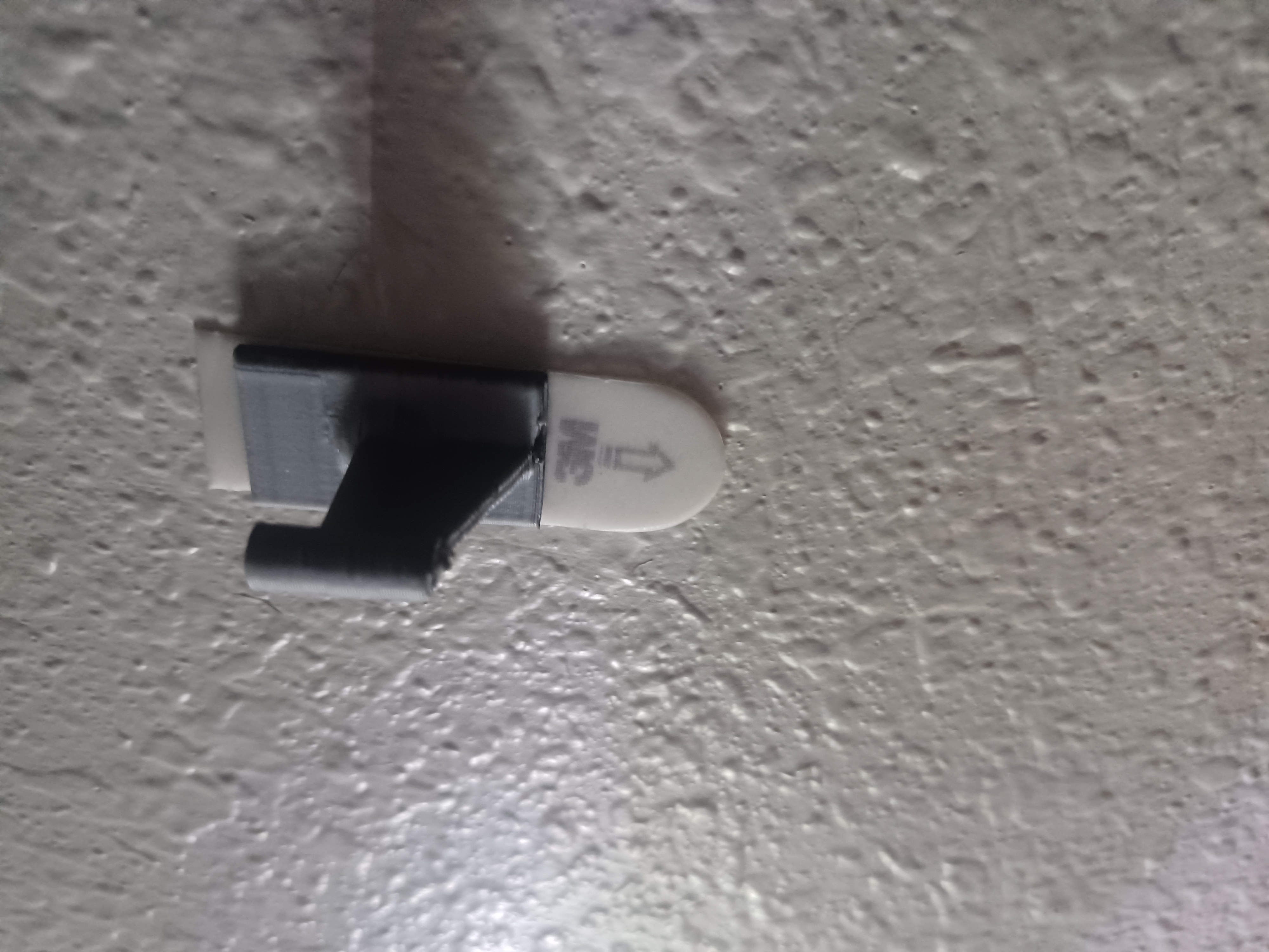 Miniatura 2 do modelo 3D Command Strip Hook