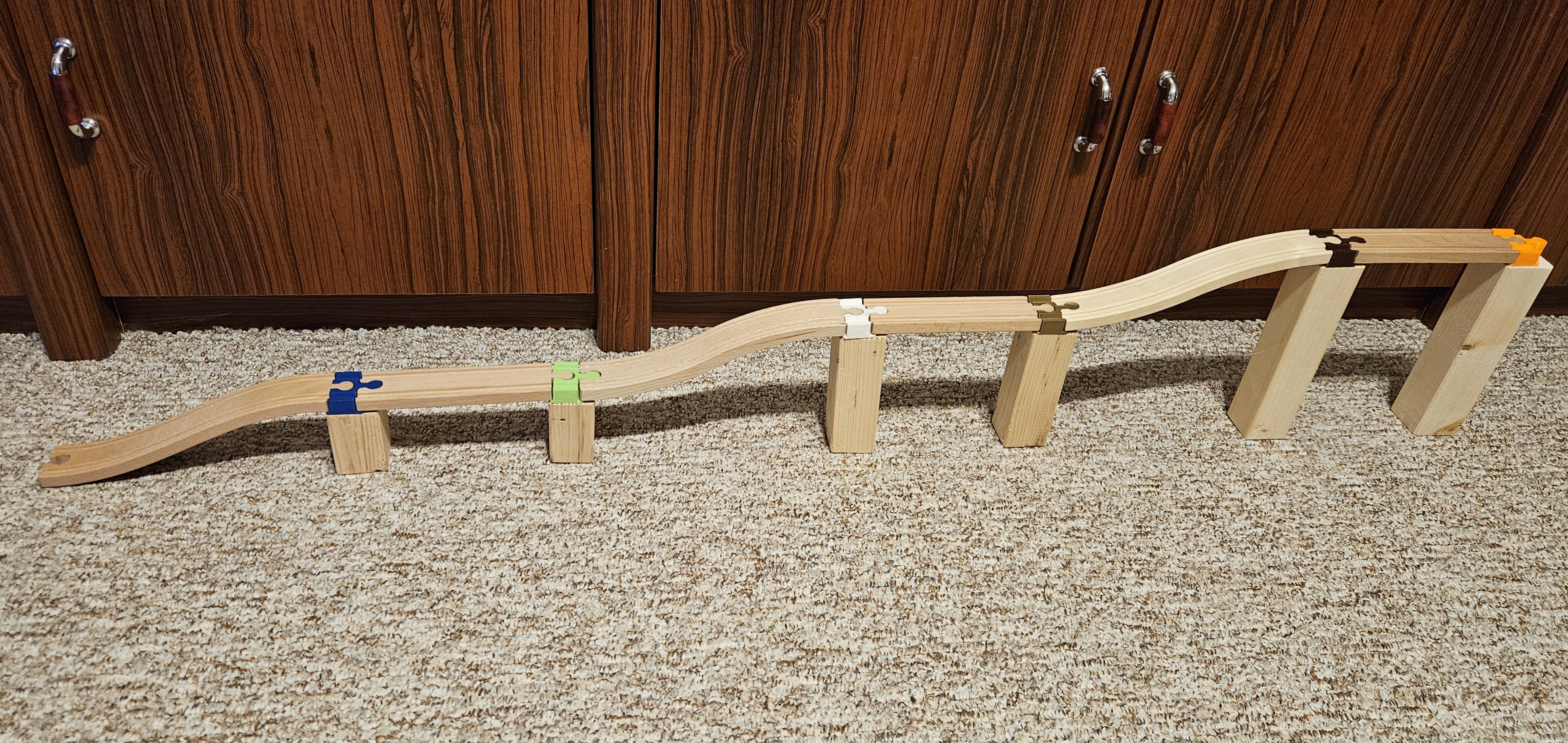 Wooden railway pillar (pilíř k vláčkodráze) — miniatura 4