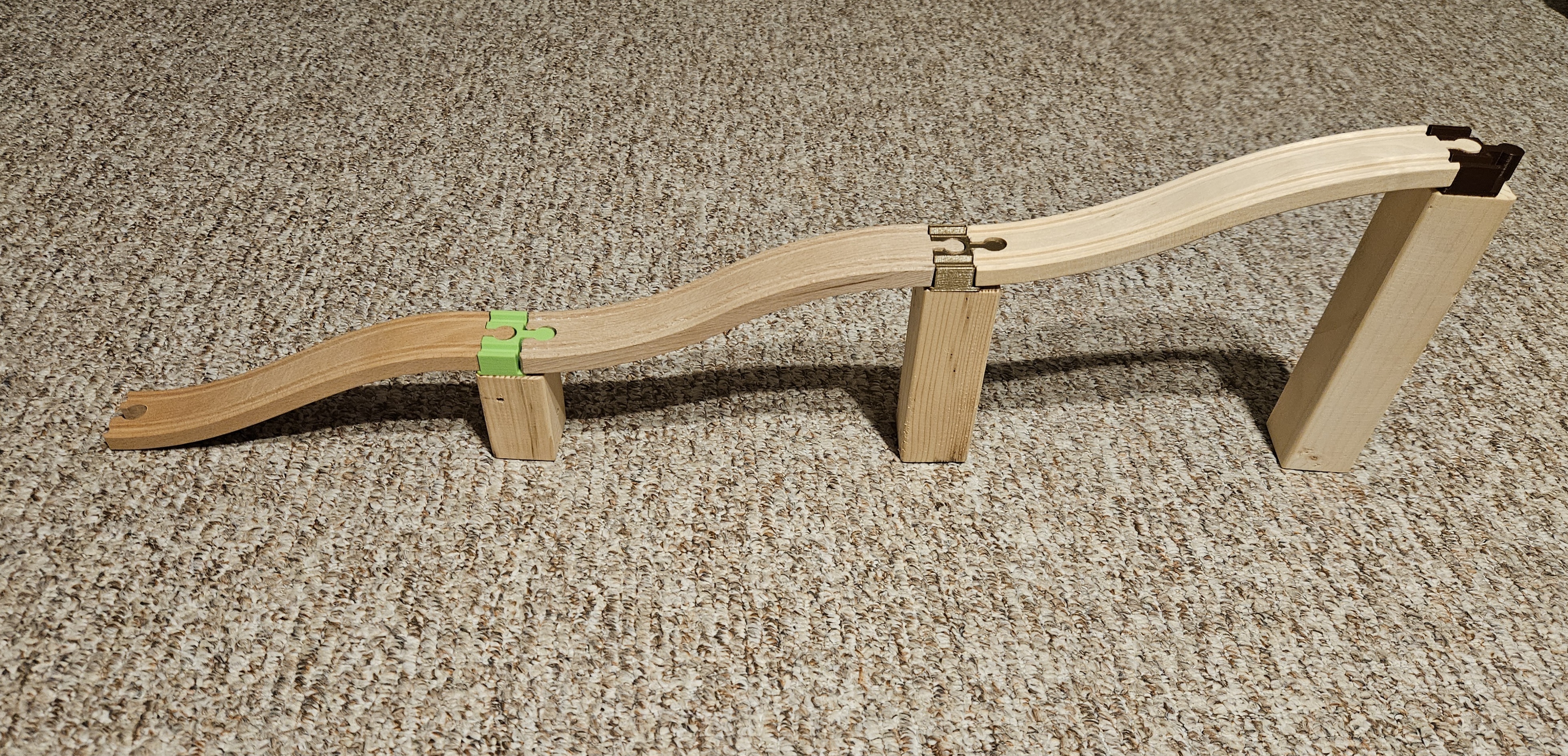 Wooden railway pillar (pilíř k vláčkodráze) — miniatura 3