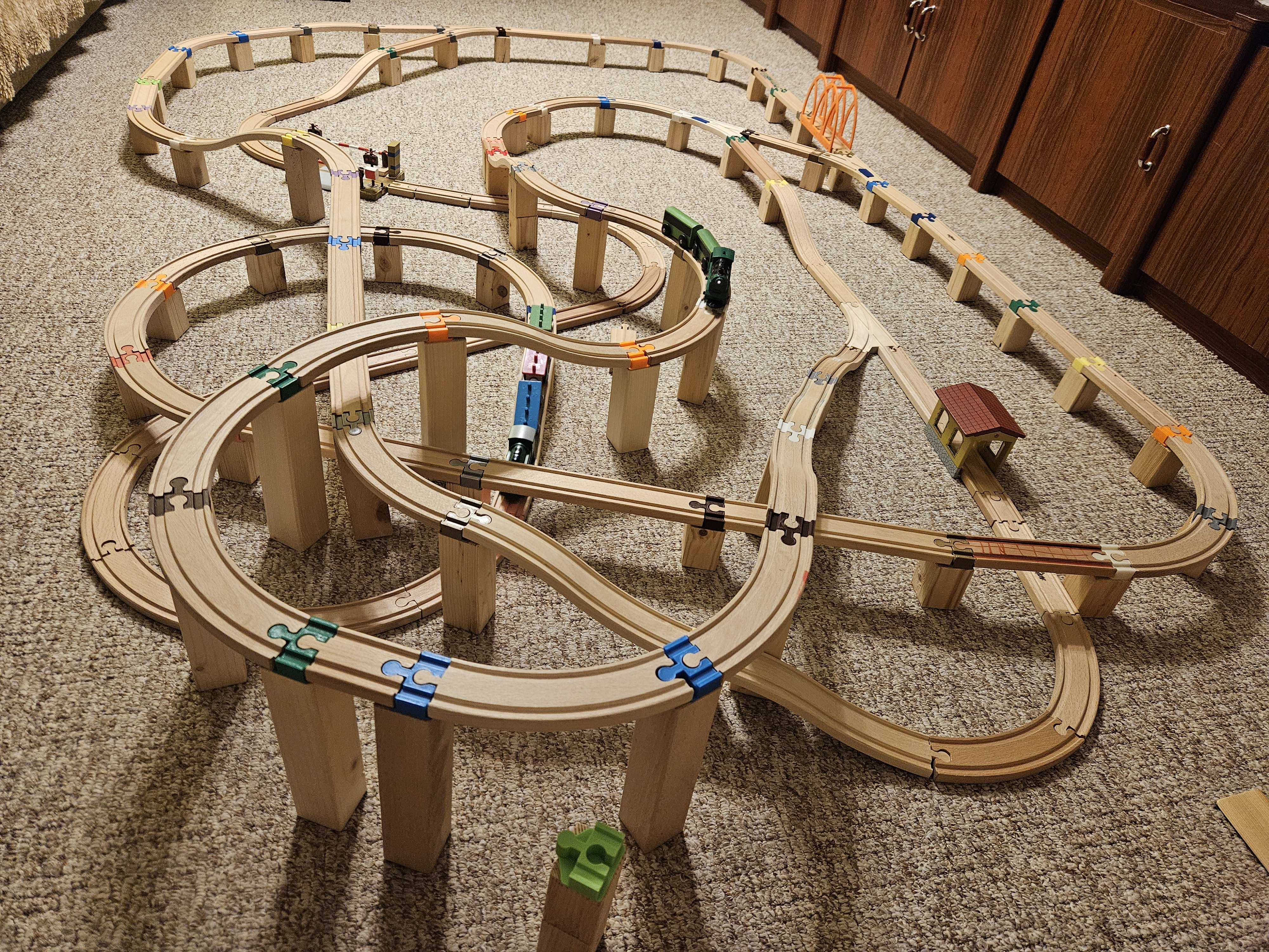 Wooden railway pillar (pilíř k vláčkodráze) — miniatura 2