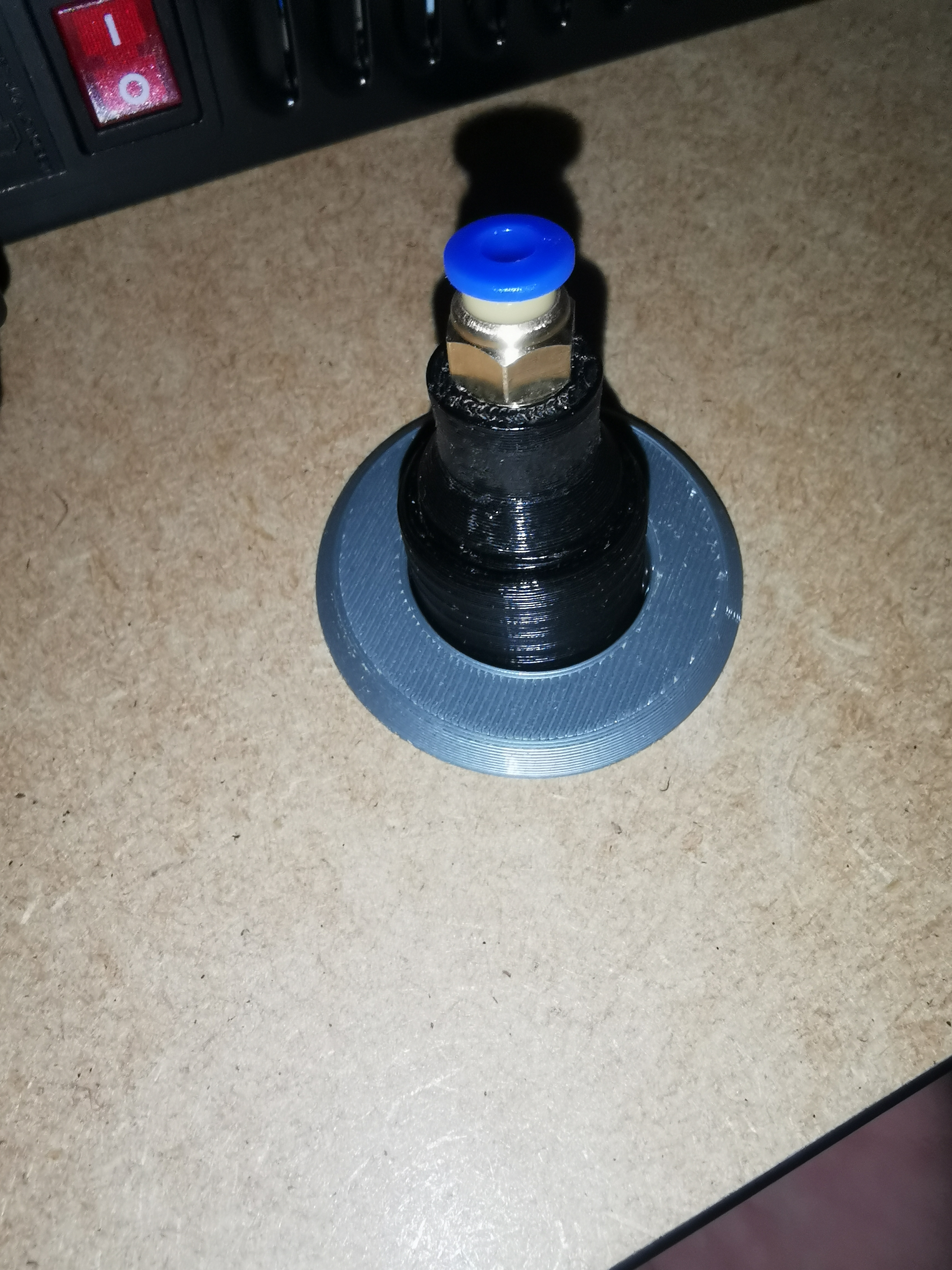 Filament guide with hidden dust filter for Ikea lack table enclosure