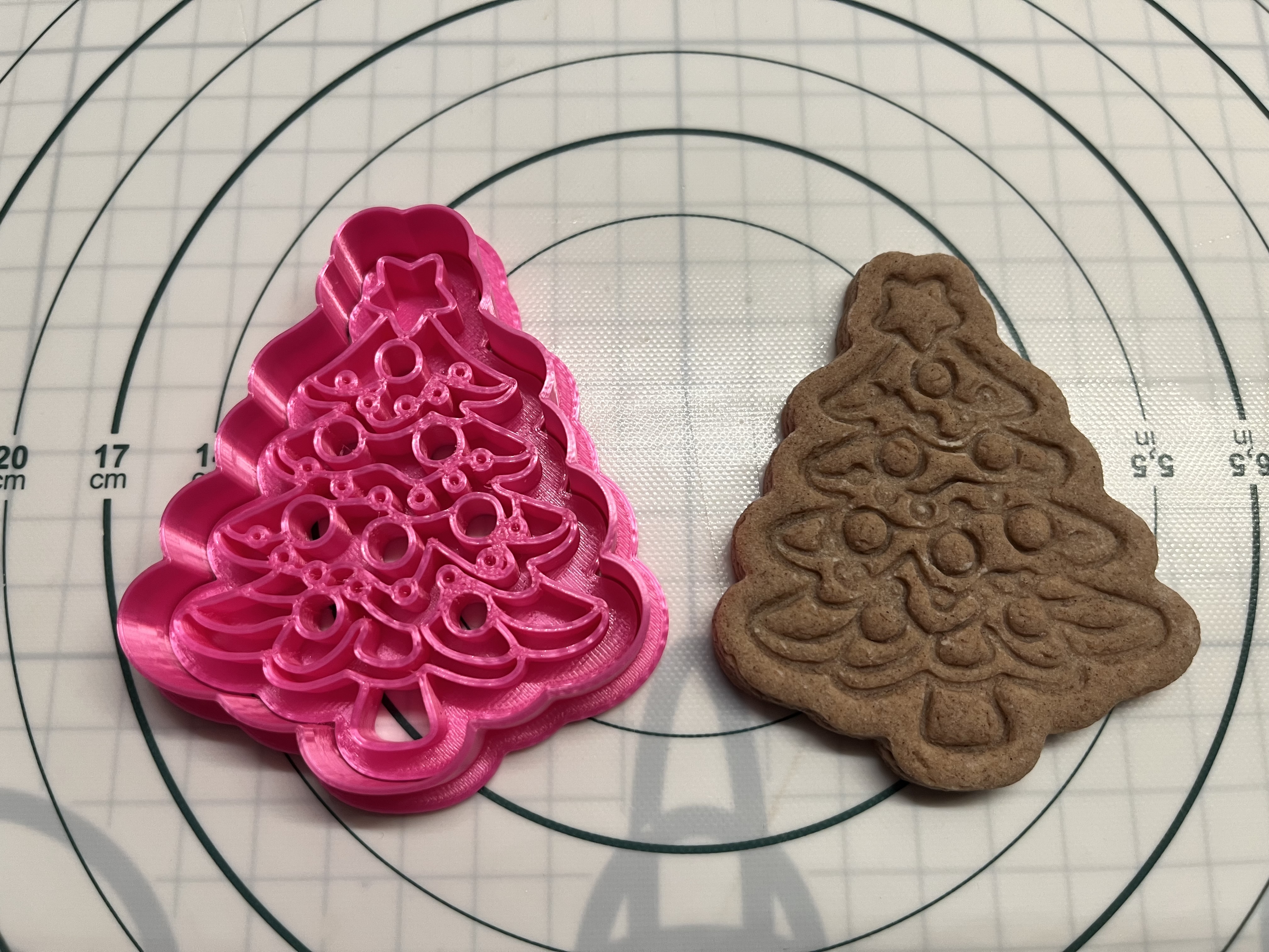 Christmas tree 2 cookie cutter
