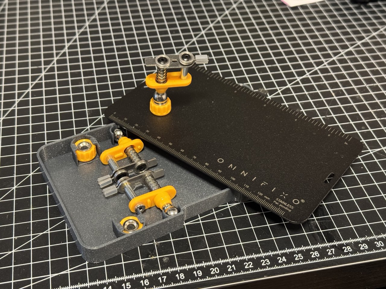 Field Box for older Omnifixo
