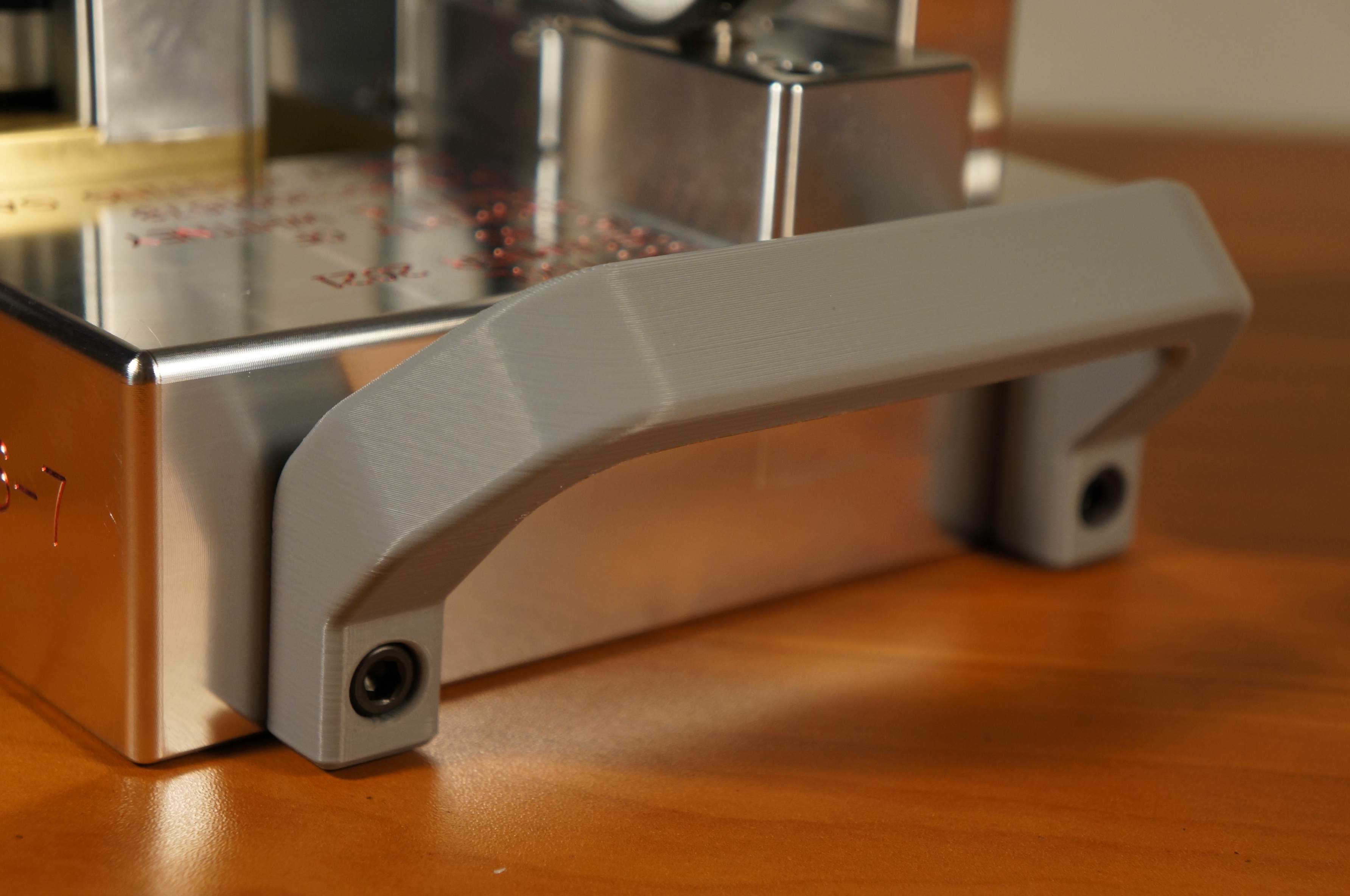 Angled Industrial Handle — thumbnail 4